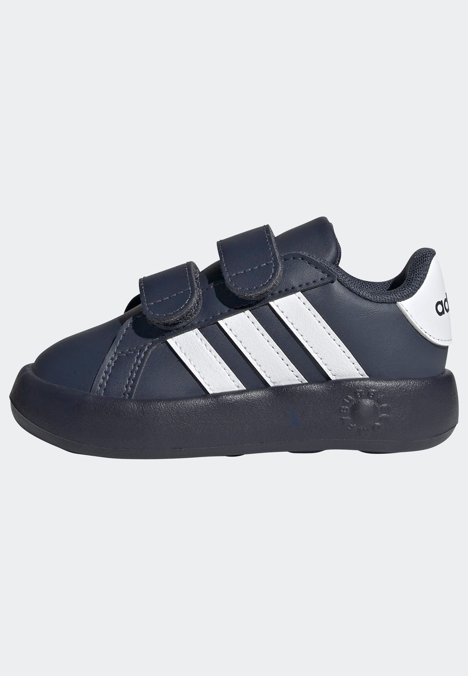 adidas Sportswear Klettschuh »GRAND COURT 2.0 KIDS«, Design auf den Spuren des adidas Superstar, für Kinder