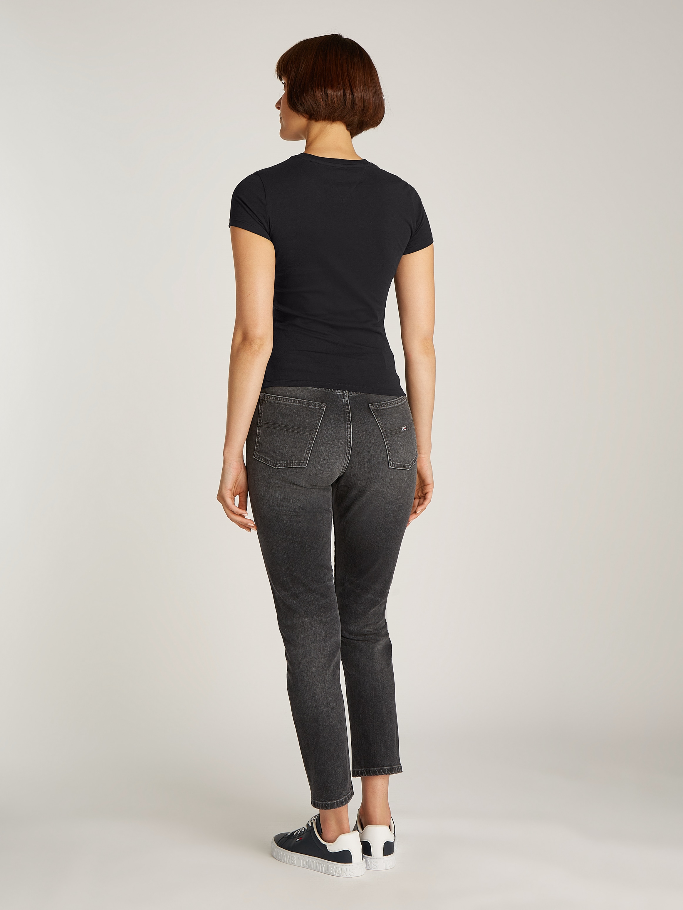 Tommy Jeans Kurzarmshirt »TJW SLIM C-NECK TEE«, mit Logo-Stickerei