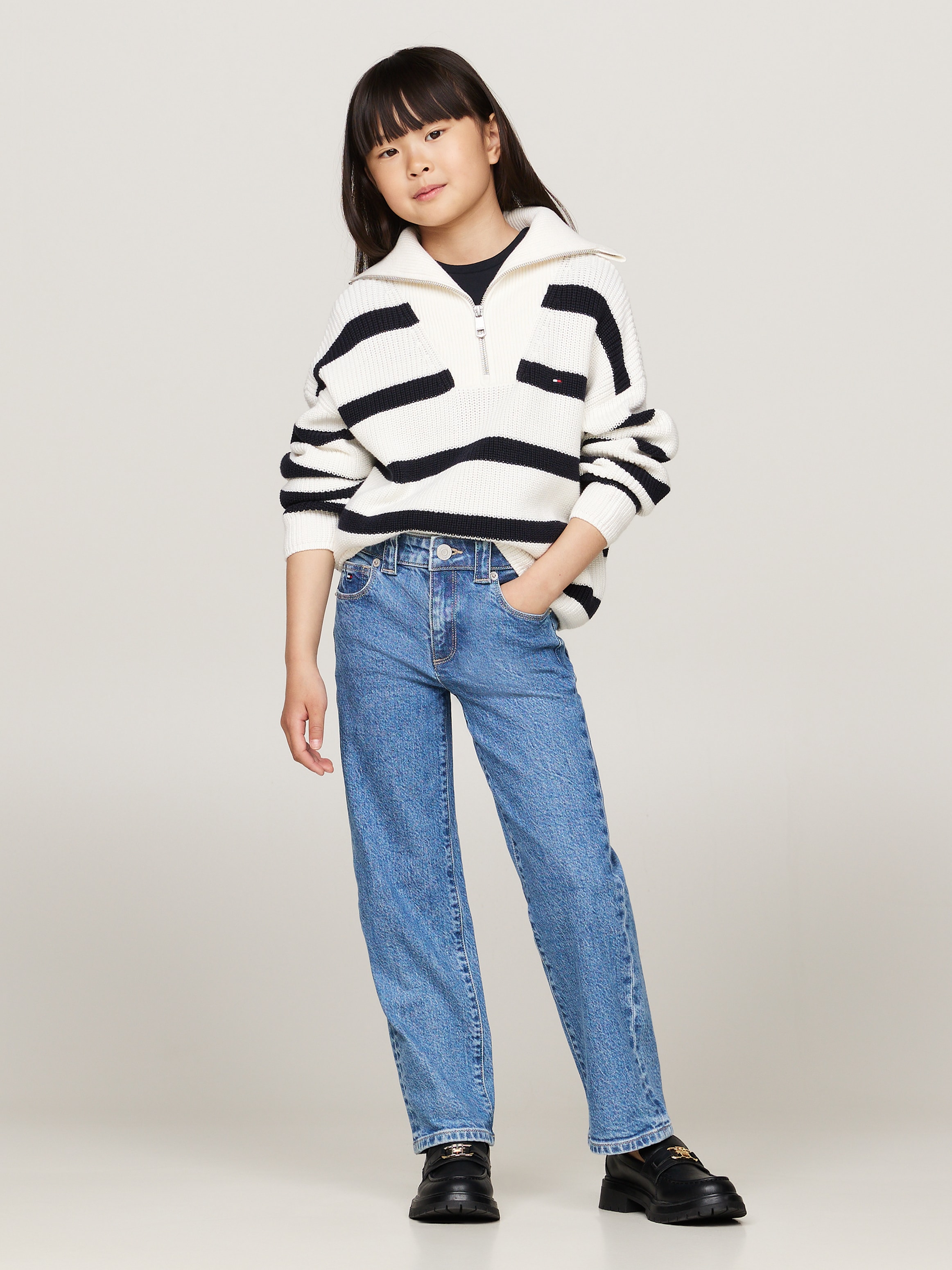 Tommy Hilfiger Bootcut-Jeans »GIRLFRIEND COMFORT DENIM«, Kinder bis 16 Jahre im 5-Pocket-Style