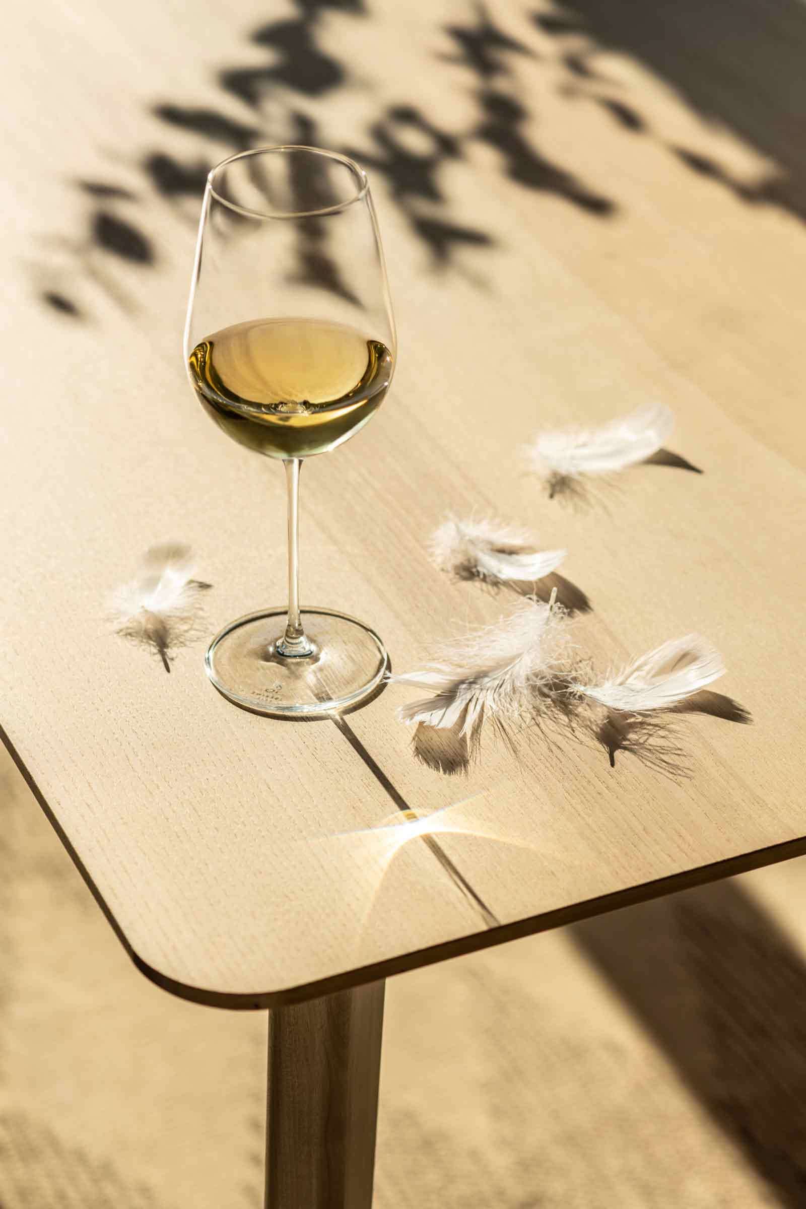 Zwiesel Glas Weißweinglas »Weißweingläser VUELO 517 ml 6er Set transparent« Spülmaschinengeeignet