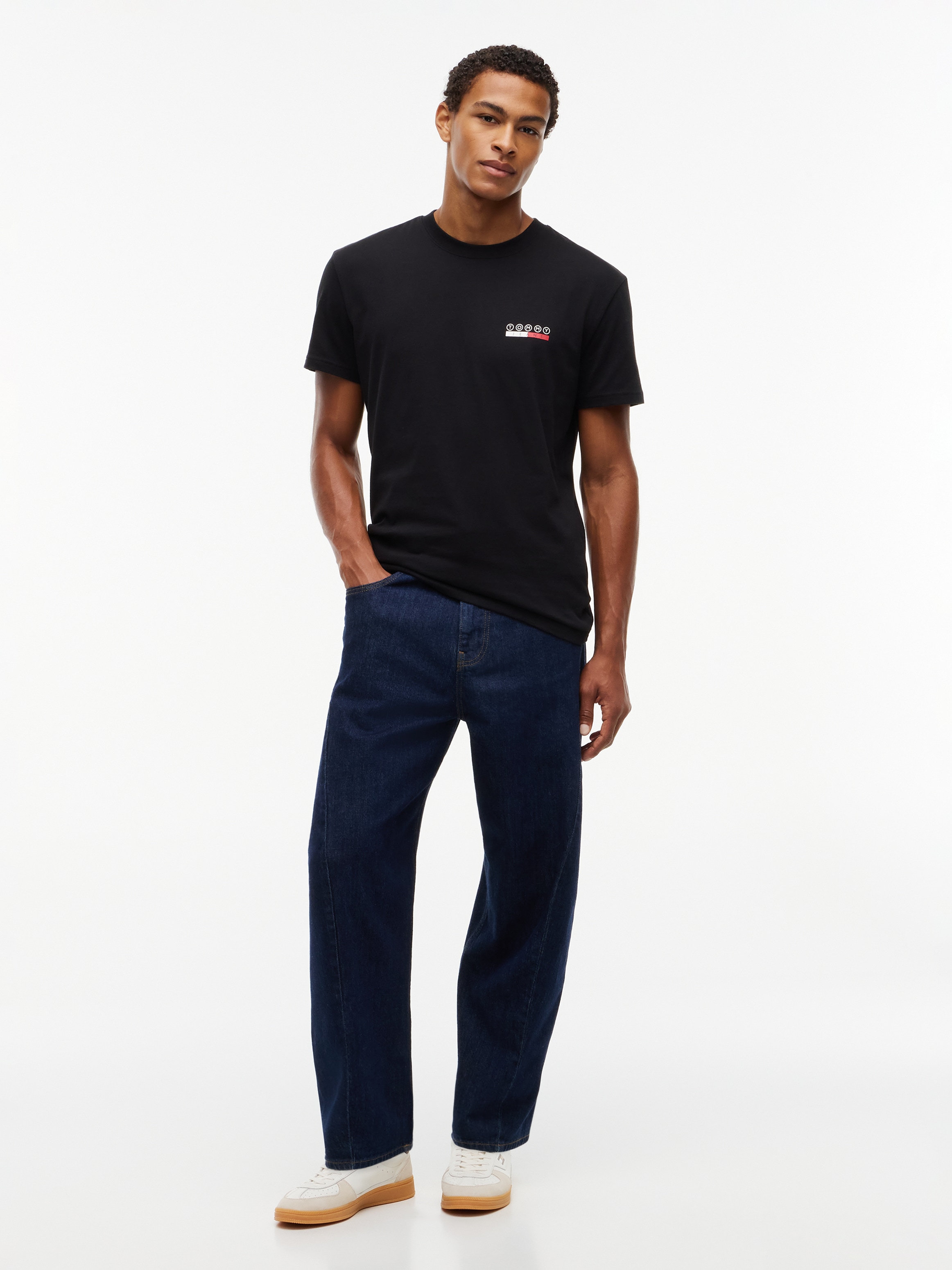 Tommy Jeans T-Shirt »REGULAR PLAY TEE« Regular fit mit Rundhalsausschnitt