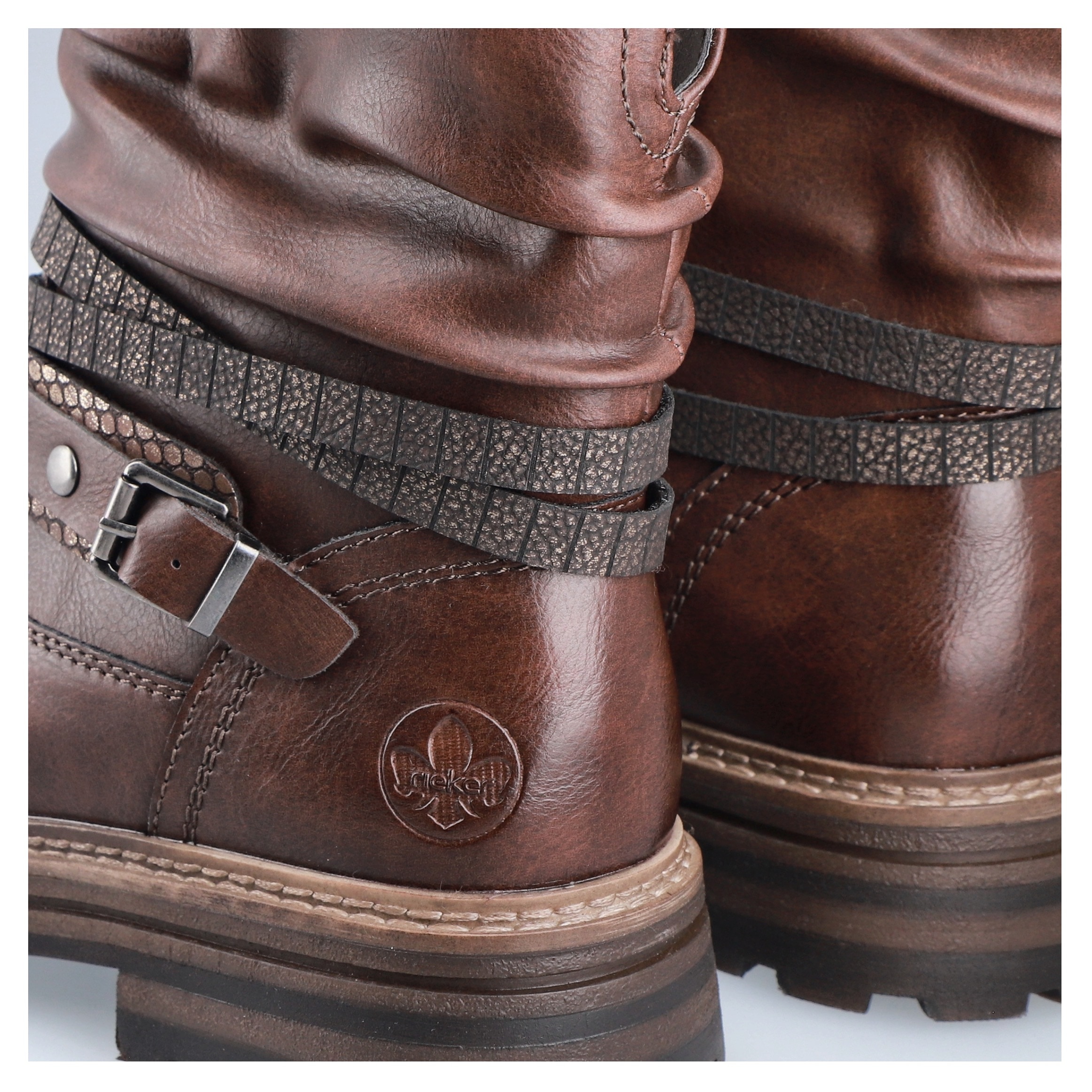 Rieker Winterstiefelette  Boots, Blockabsatz, mit Zierriemchen am slouchy Schaft