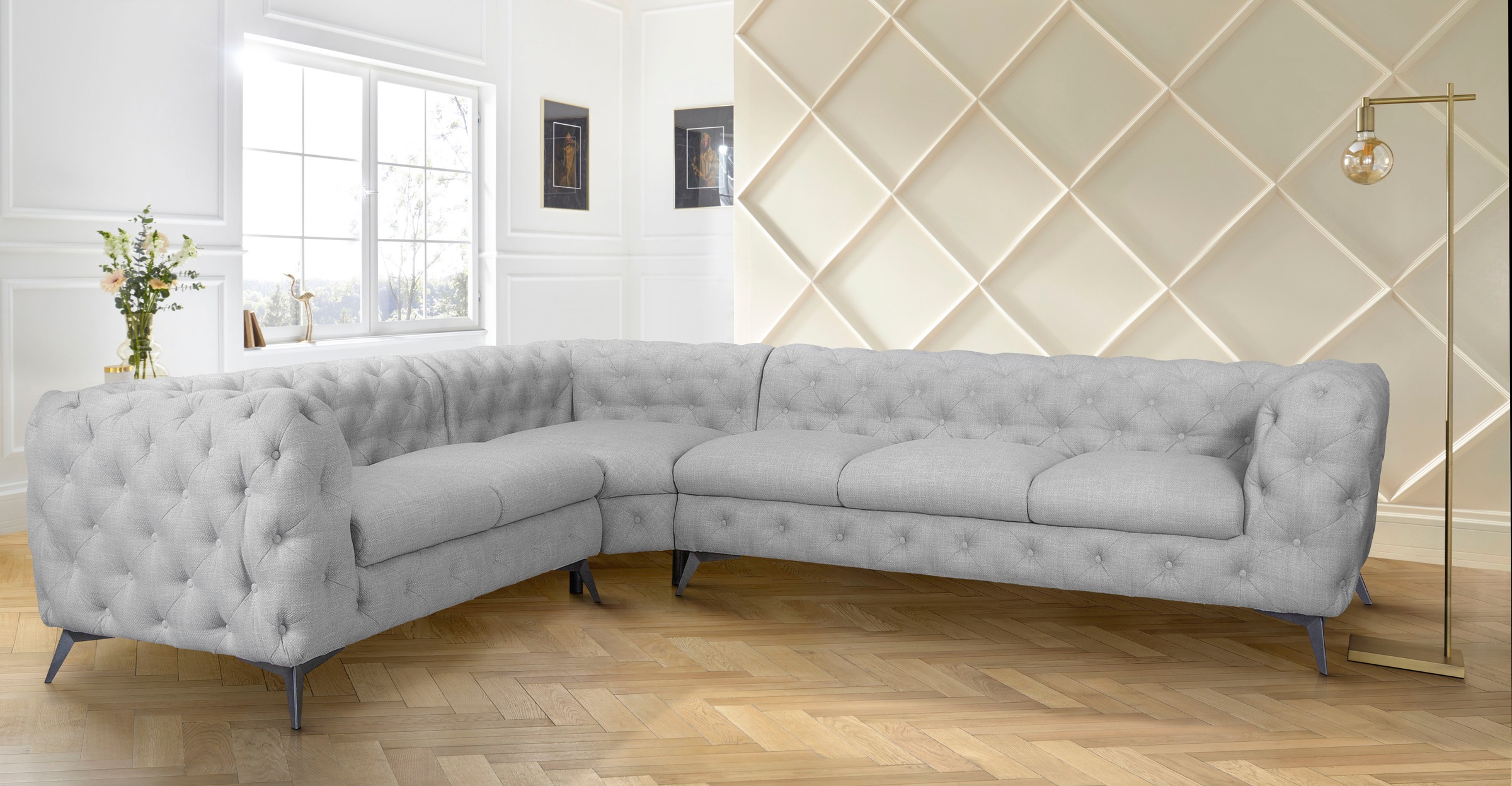 Leonique Chesterfield-Sofa »Ecksofa GLYNIS L-Form mit Wellenunterfederung, Maße B/T/H 323/264/75cm«, aufwändige Knopfheftung, moderne Chesterfield Optik, Fußfarbe wählbar
