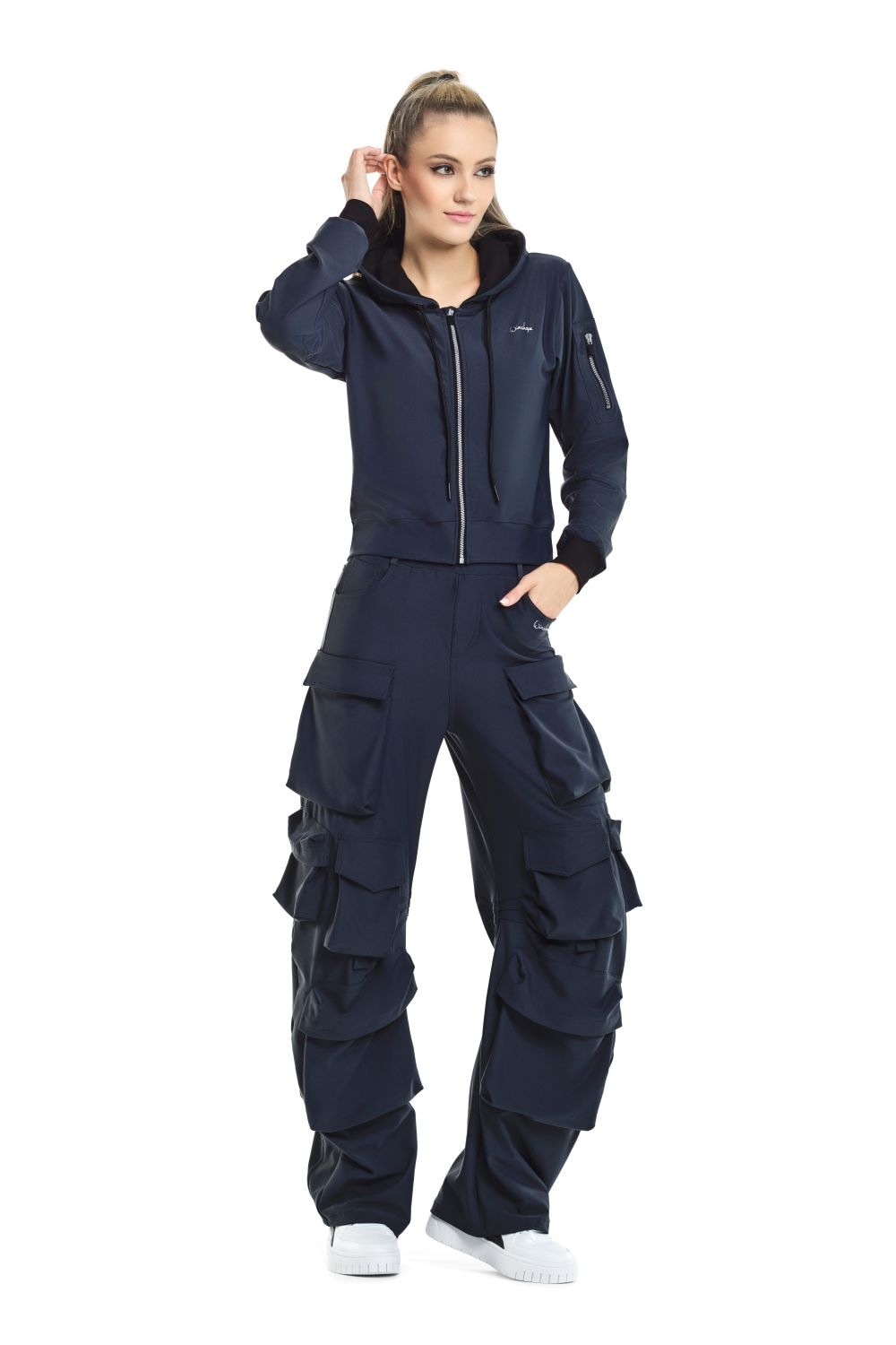 Winshape Trainingsjacke »Functional Comfort One Pocket Jacket«, J009C