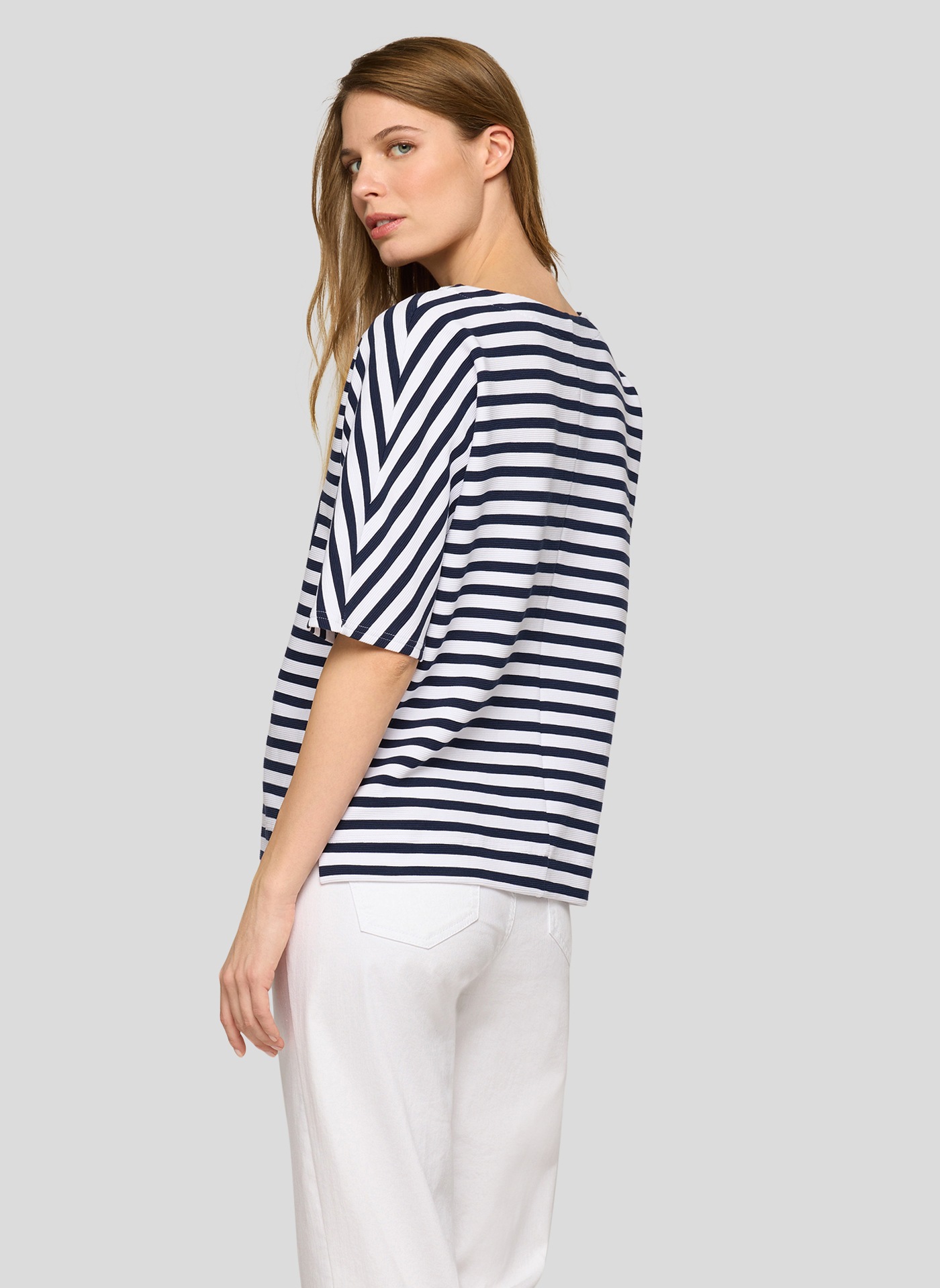 Rabe Rundhalsshirt im Streifen-Look und mit Glitzer-Druck