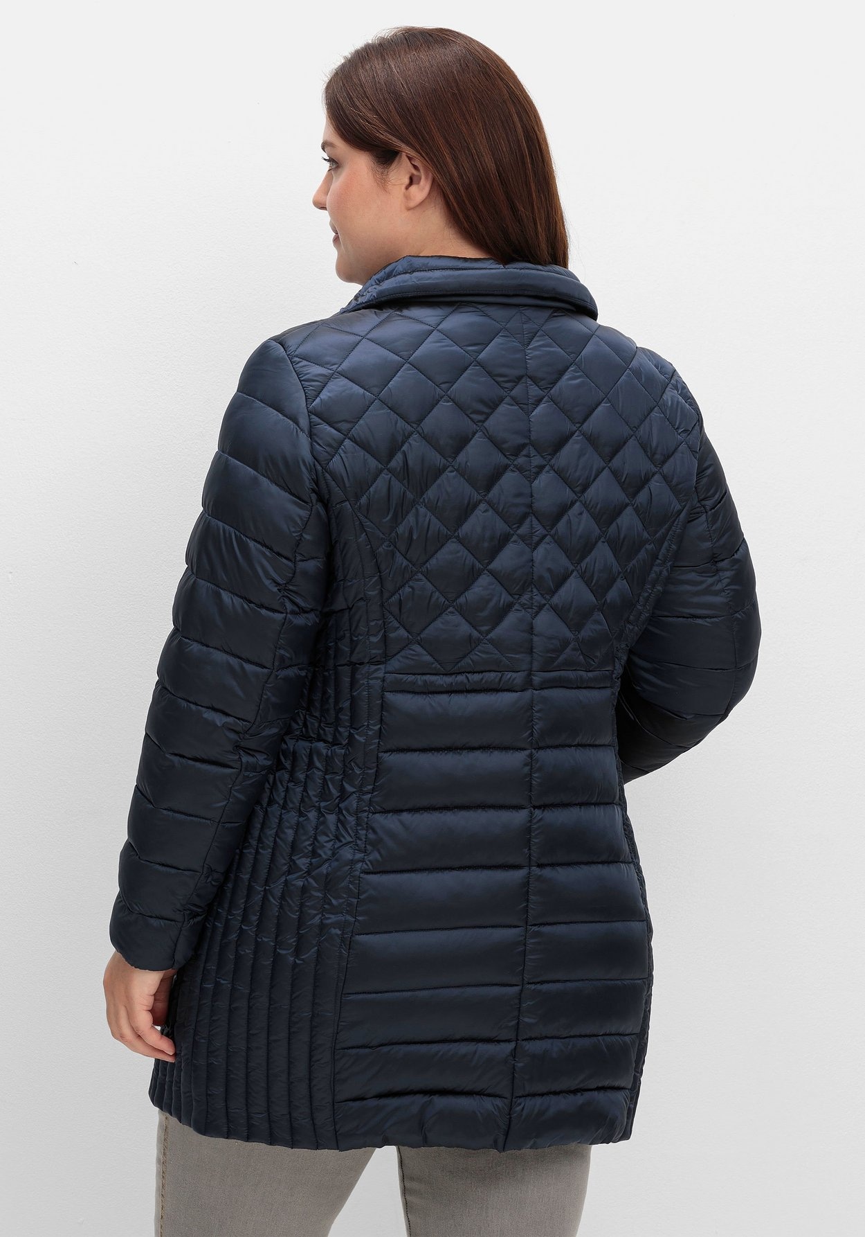 Sheego Steppjacke »Winterjacke mit feinem Schimmer und verschiedenen Steppungen«