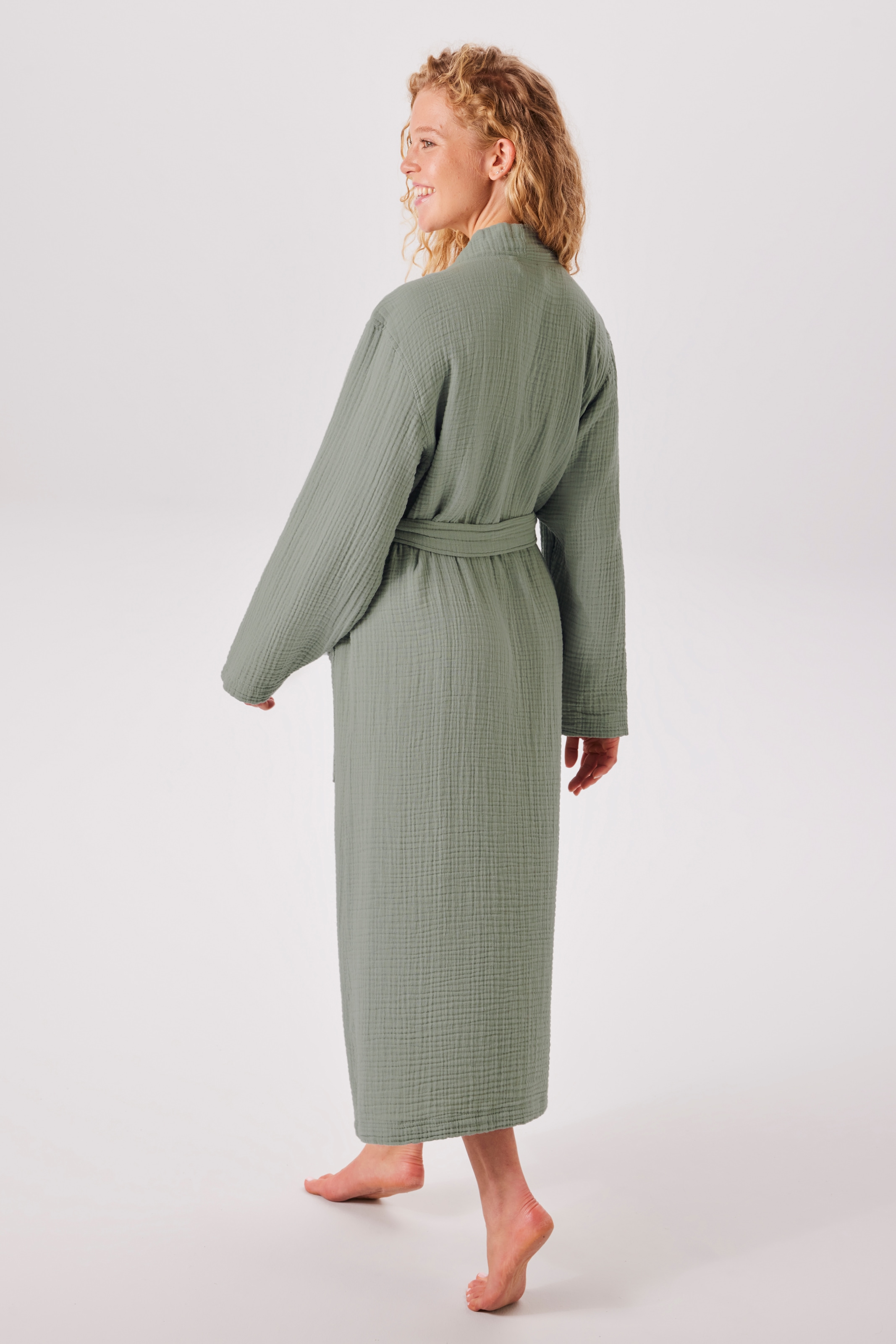 my home Bademantel »Juna Musselin, ideal für Sauna & Spa, Hotelbademantel, Morgenmantel« 1 Stk. modern, leichte Qualität, 100% Baumwolle