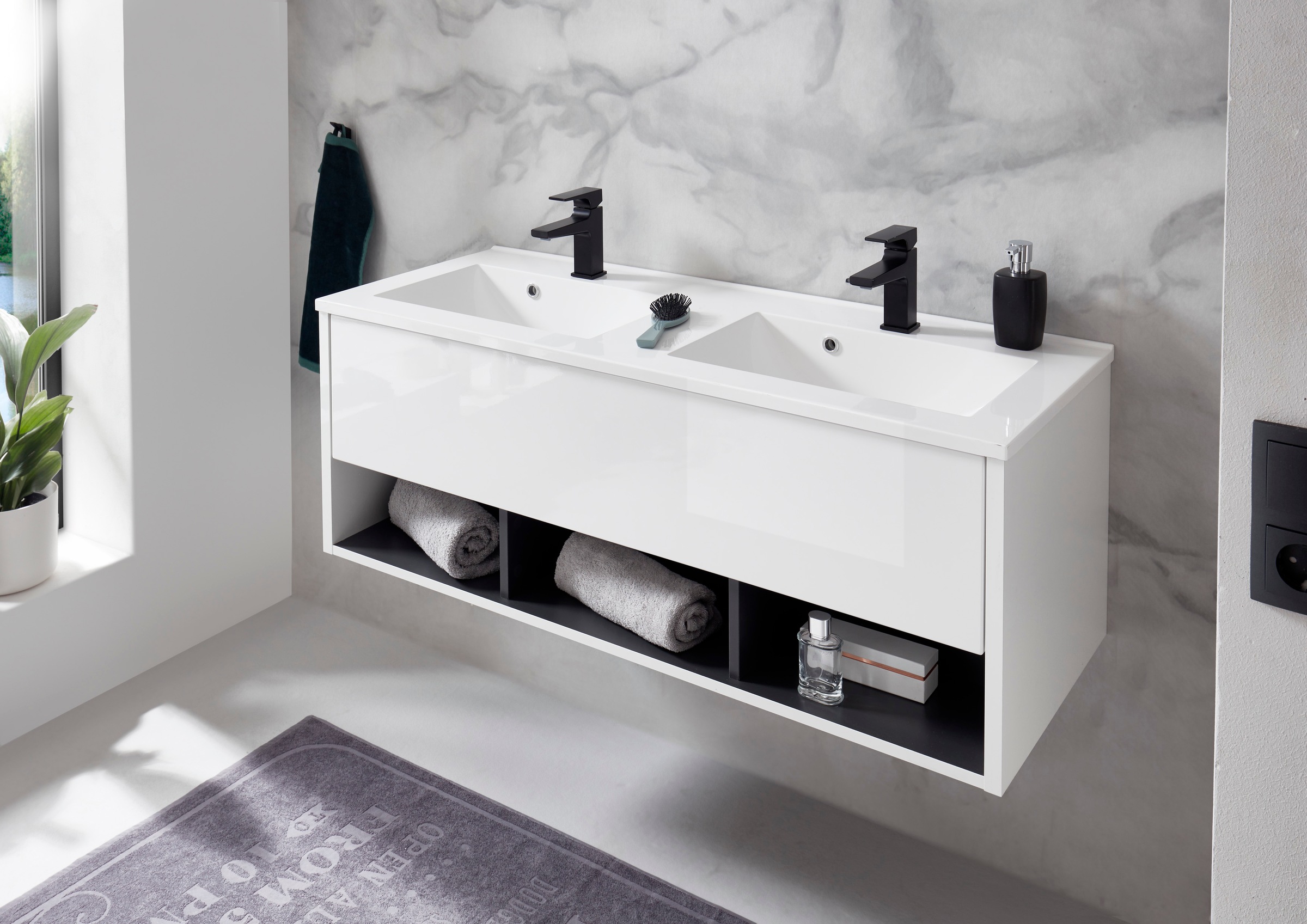 Home affaire Badmöbel-Set »Studio Line, Bad im modernen Design, 4-teiliges Badezimmer« 4 Stk. tlg.