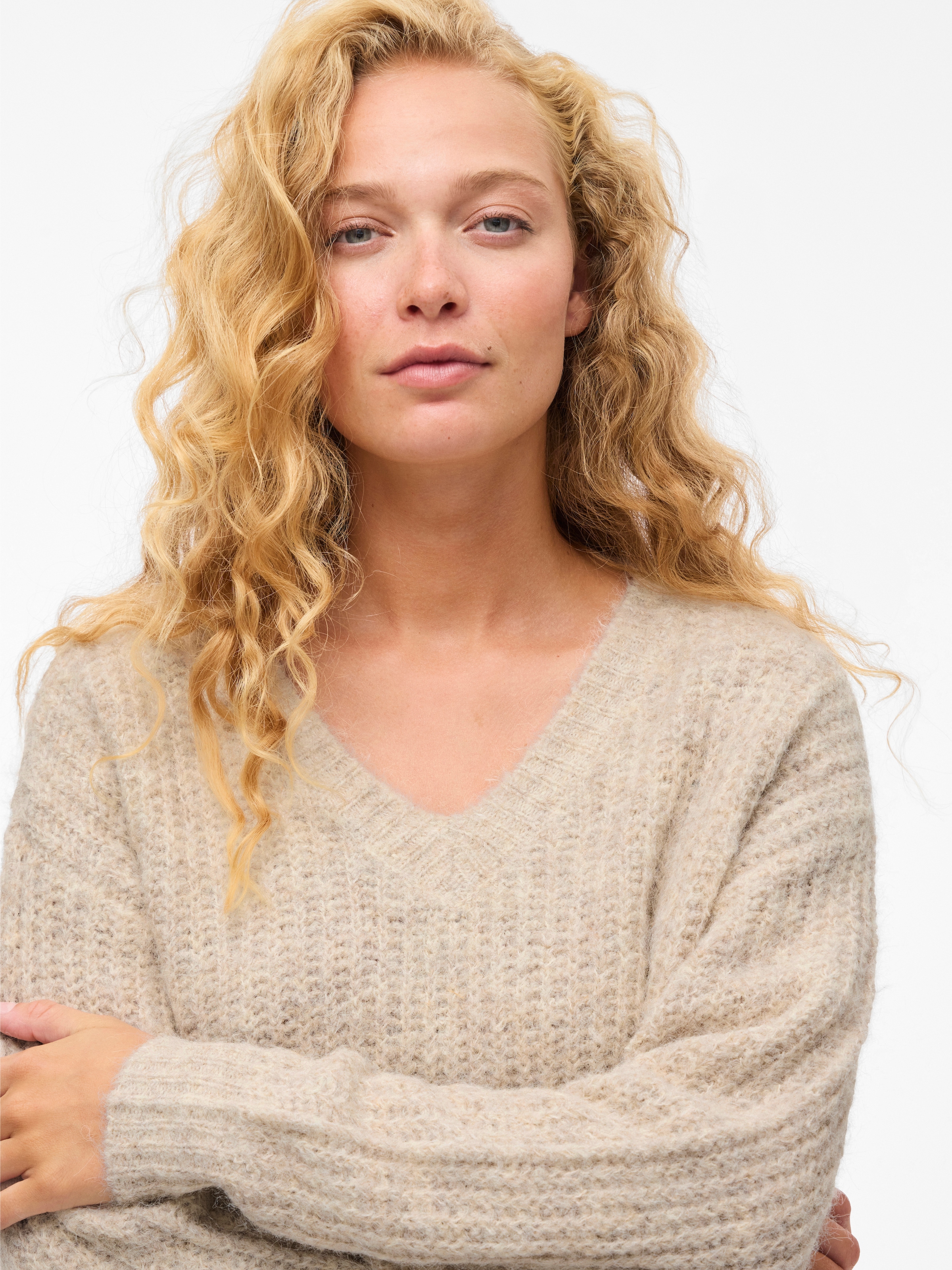 Vila V-Ausschnitt-Pullover »VILAMPE V-NECK L/S KNIT TOP-NOOS« Materialmix, regular fit