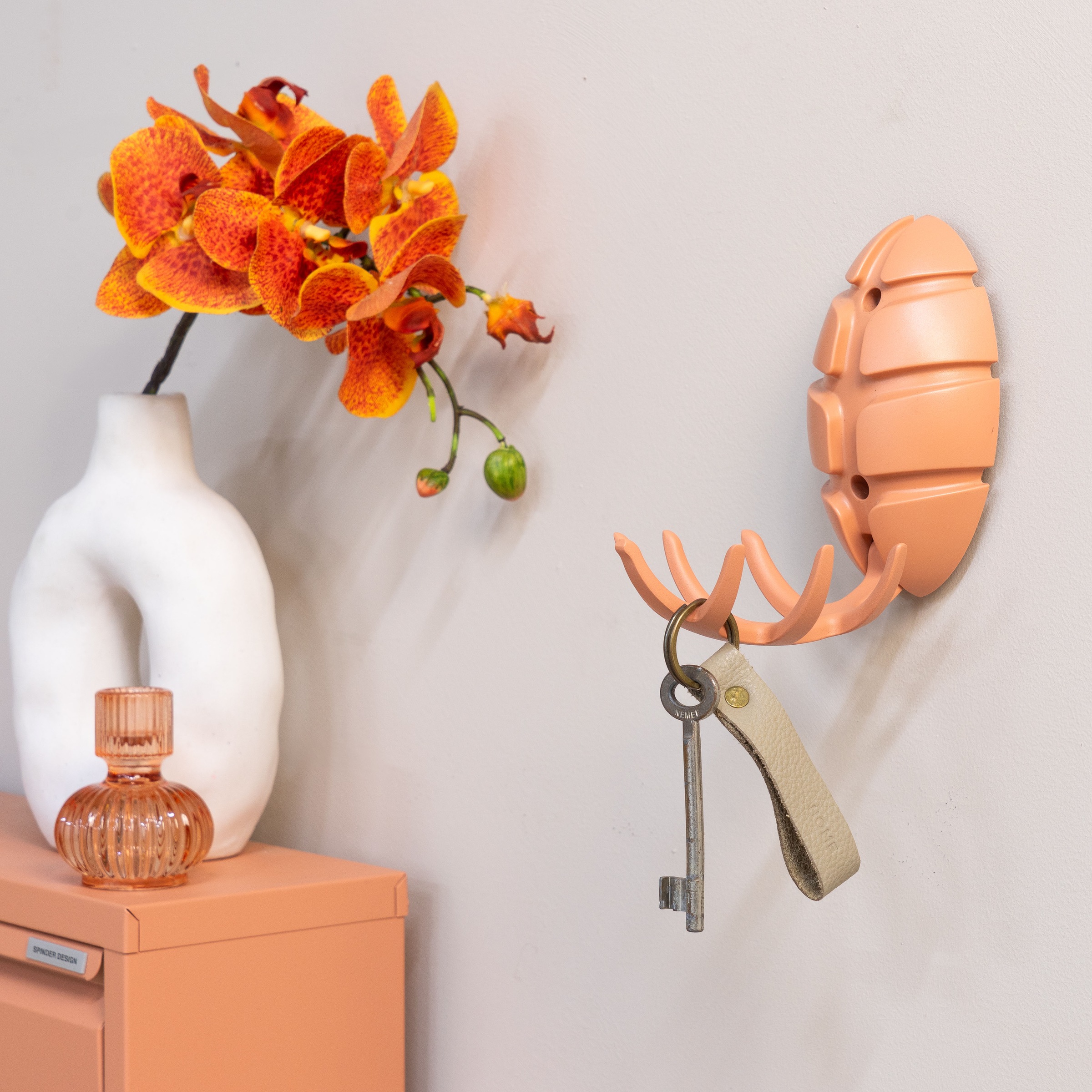 Spinder Design Garderobenhaken »BUG« Design-Garderobe aus recyceltem ABS und mit klappbaren Haken