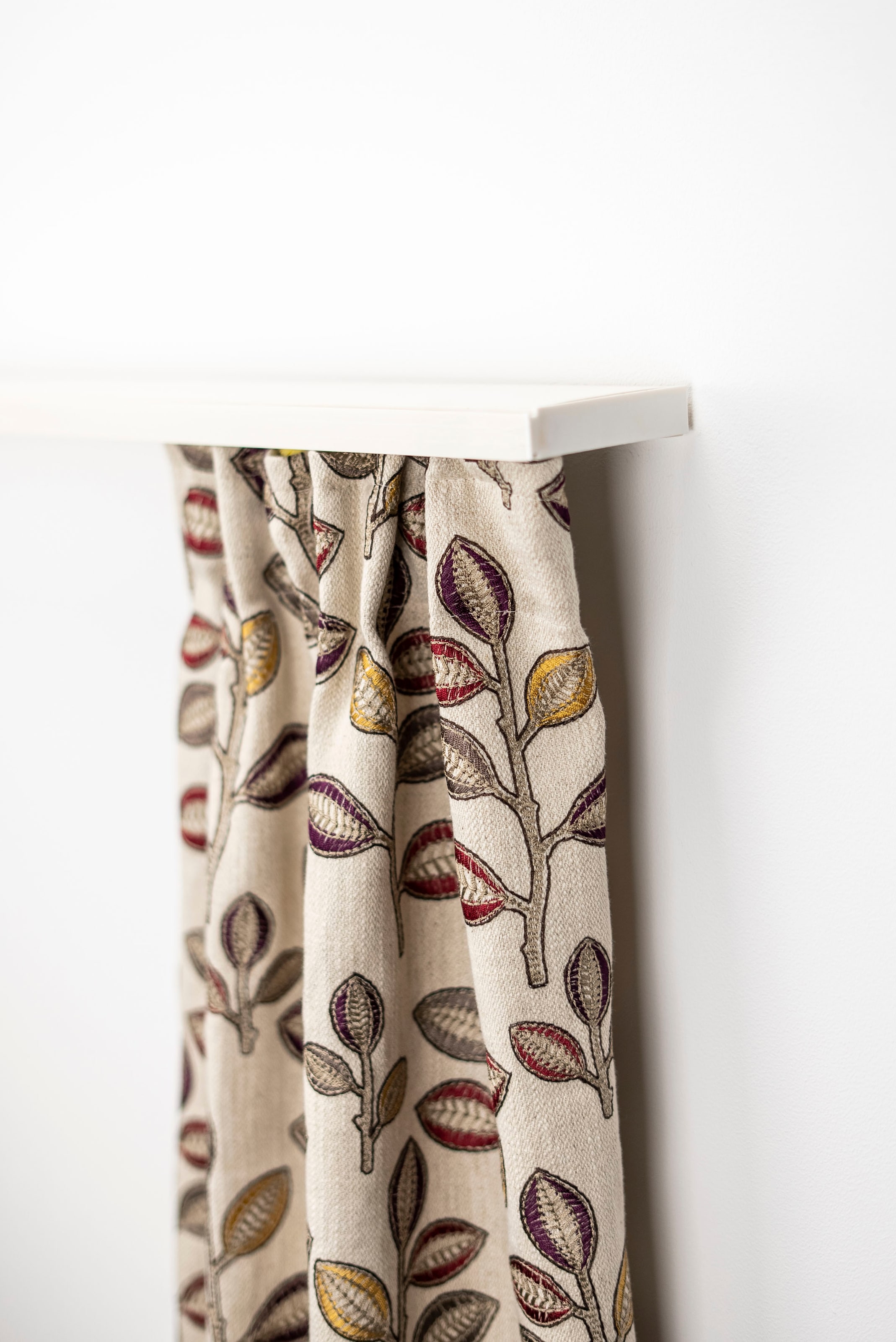 GARESA Gardinenschiene »Kunststoffschiene CREDO« 1 läufig-läufig Wunschmaßlänge Deckenmontage, mit Kunststoffverbinder verlängerbar