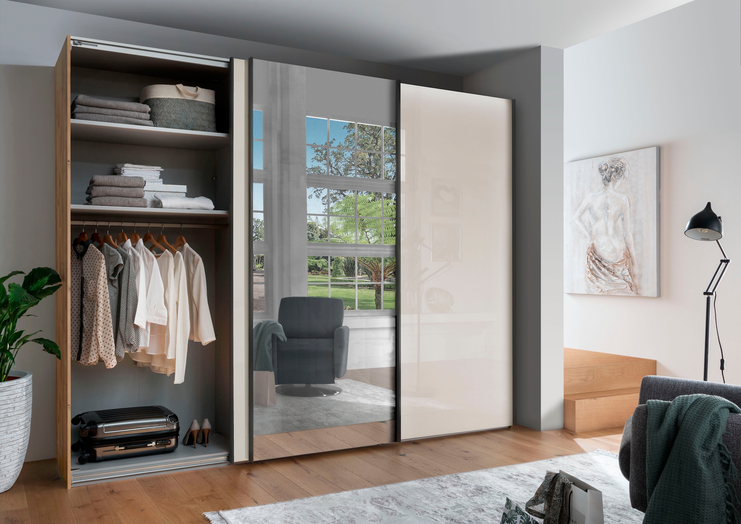 WIEMANN Schwebetürenschrank »Monaco, Kleiderschrank, Schrank, Wäscheschrank, mit Schiebetüren«, (2 Breiten, 2 Höhen 216/236 cm auswählbar, MADE IN GERMANY), hochwertige Glas- und Spiegelfront, variable Inneneinteilung
