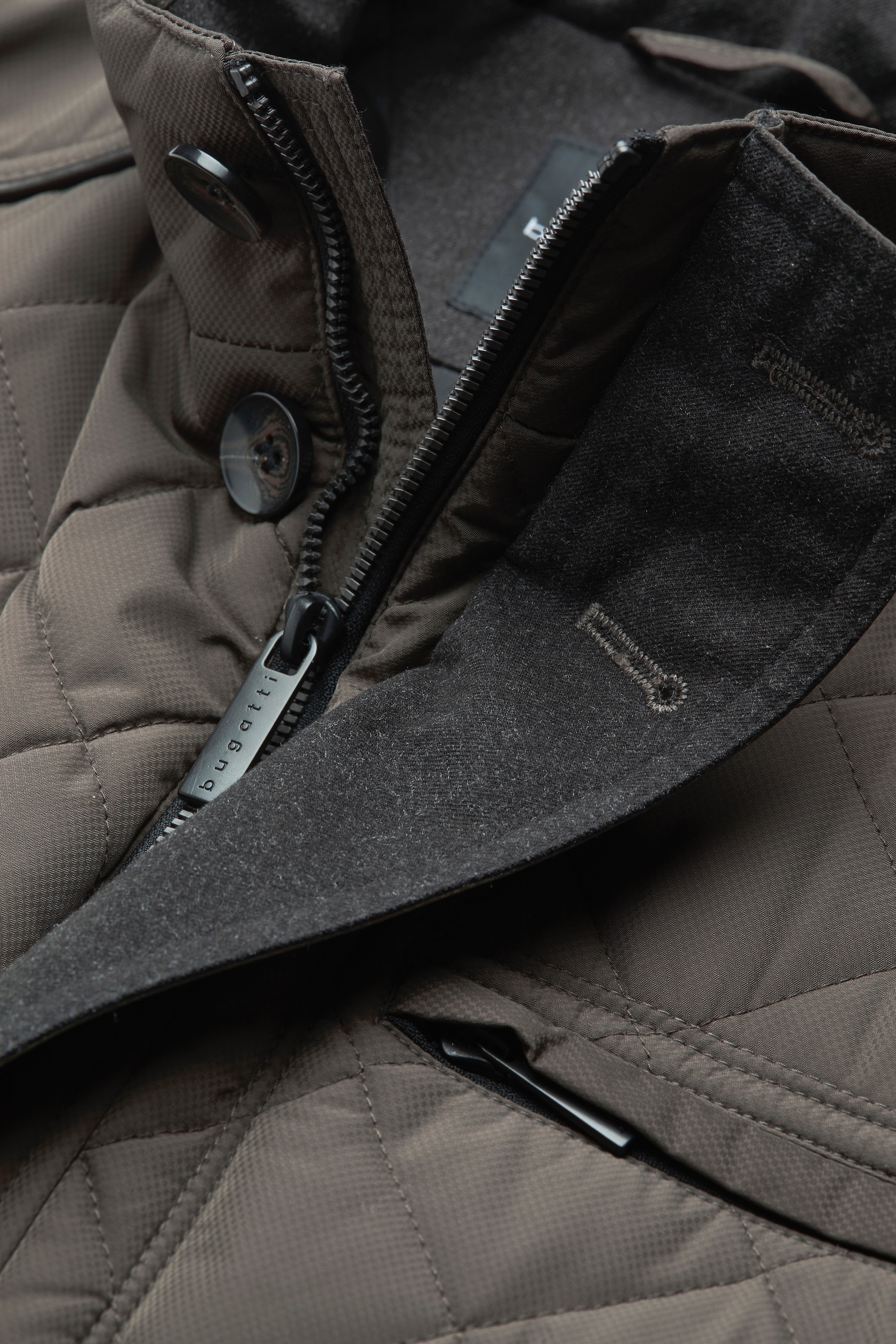 bugatti Kurzjacke ohne Kapuze im Rautenstepp