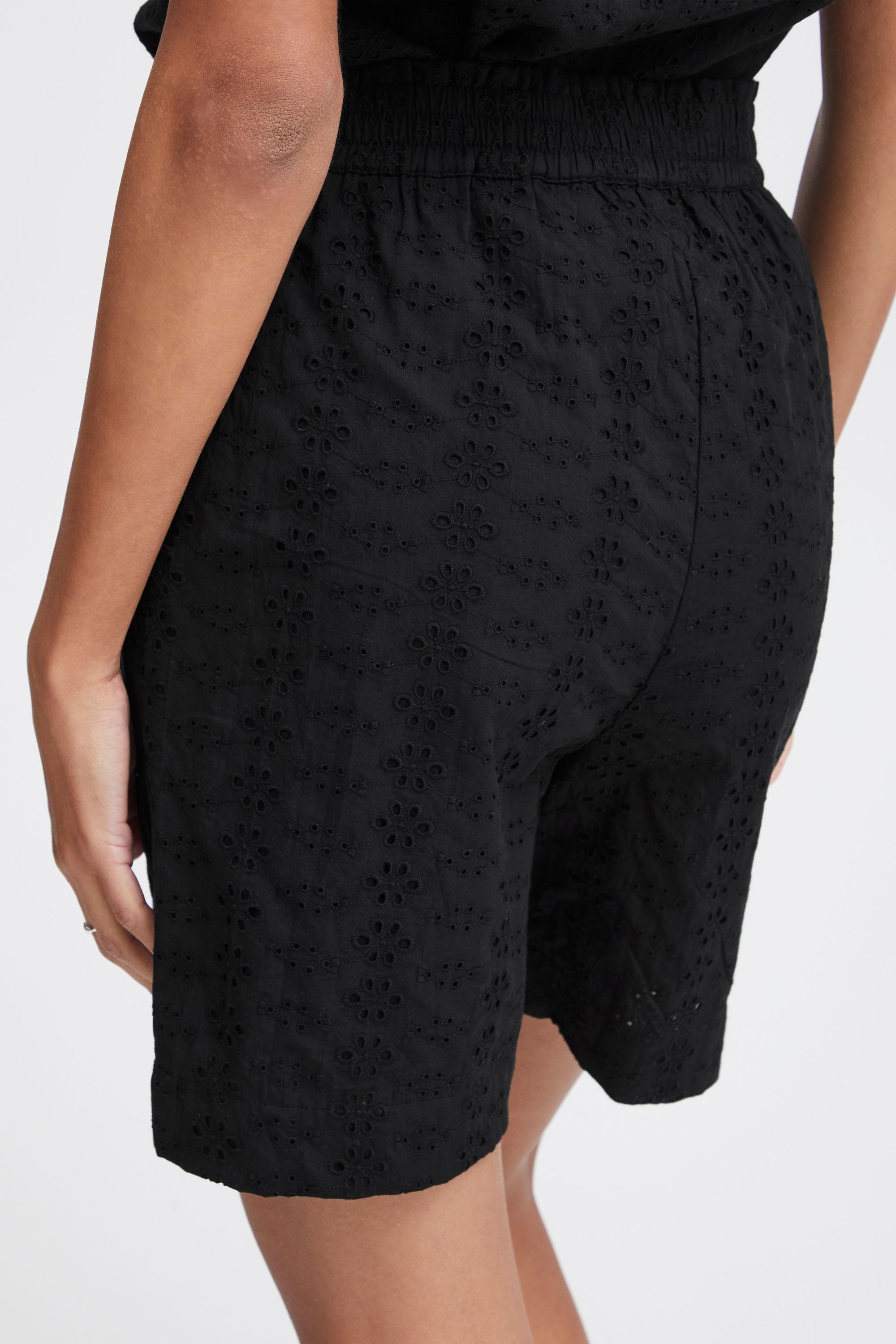 b.young Shorts »Shorts BYFenni«