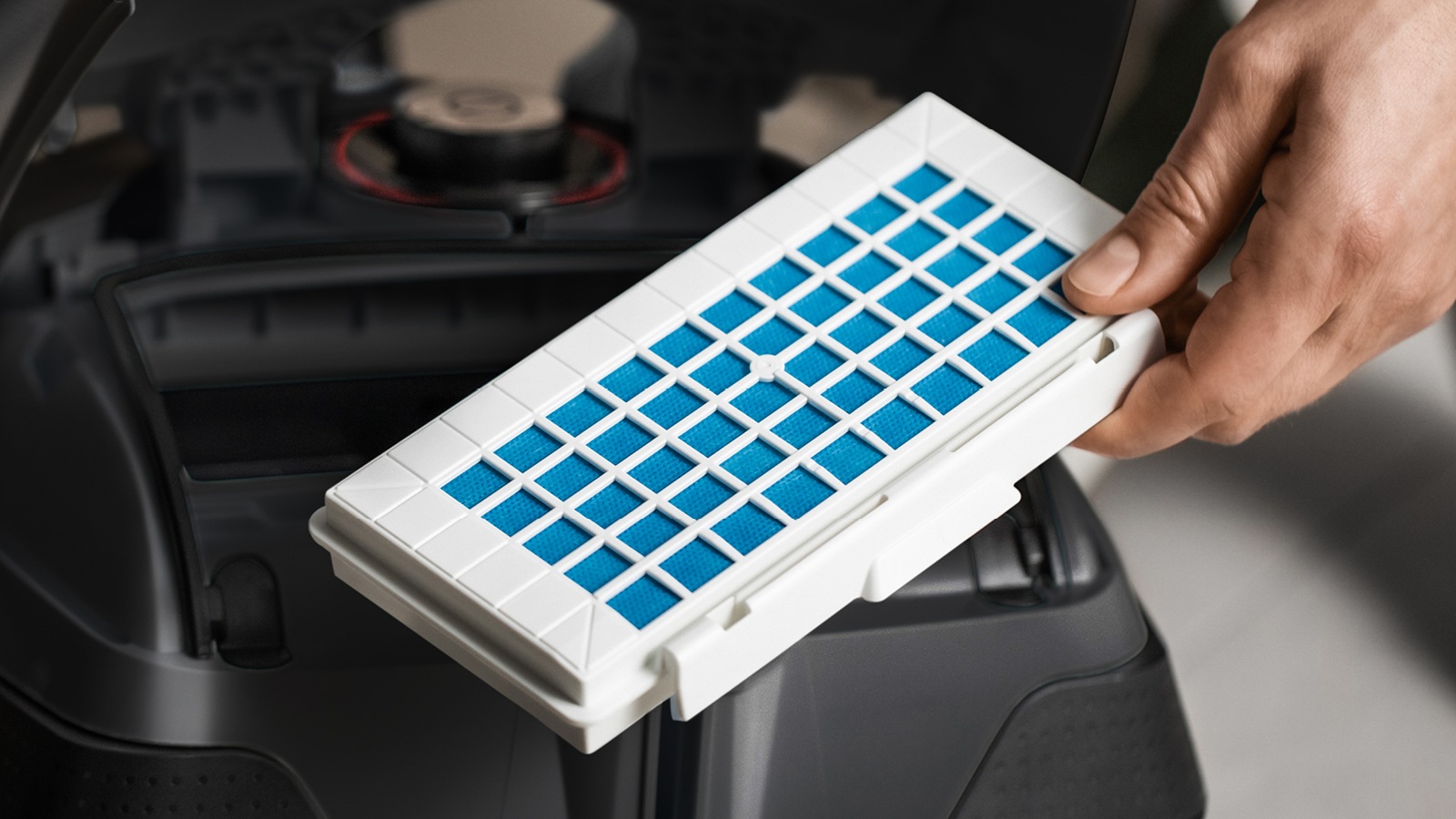 SIEMENS Bodenstaubsauger »Z7.0 VSZ7XTRM, ideal für Allergiker, Hygiene-Filter, Made in Germany«, 750 W, mit Beutel, für Parkett, Teppich, Fliesen, XXL-Polsterdüse, XXL-Fugendüse, leise