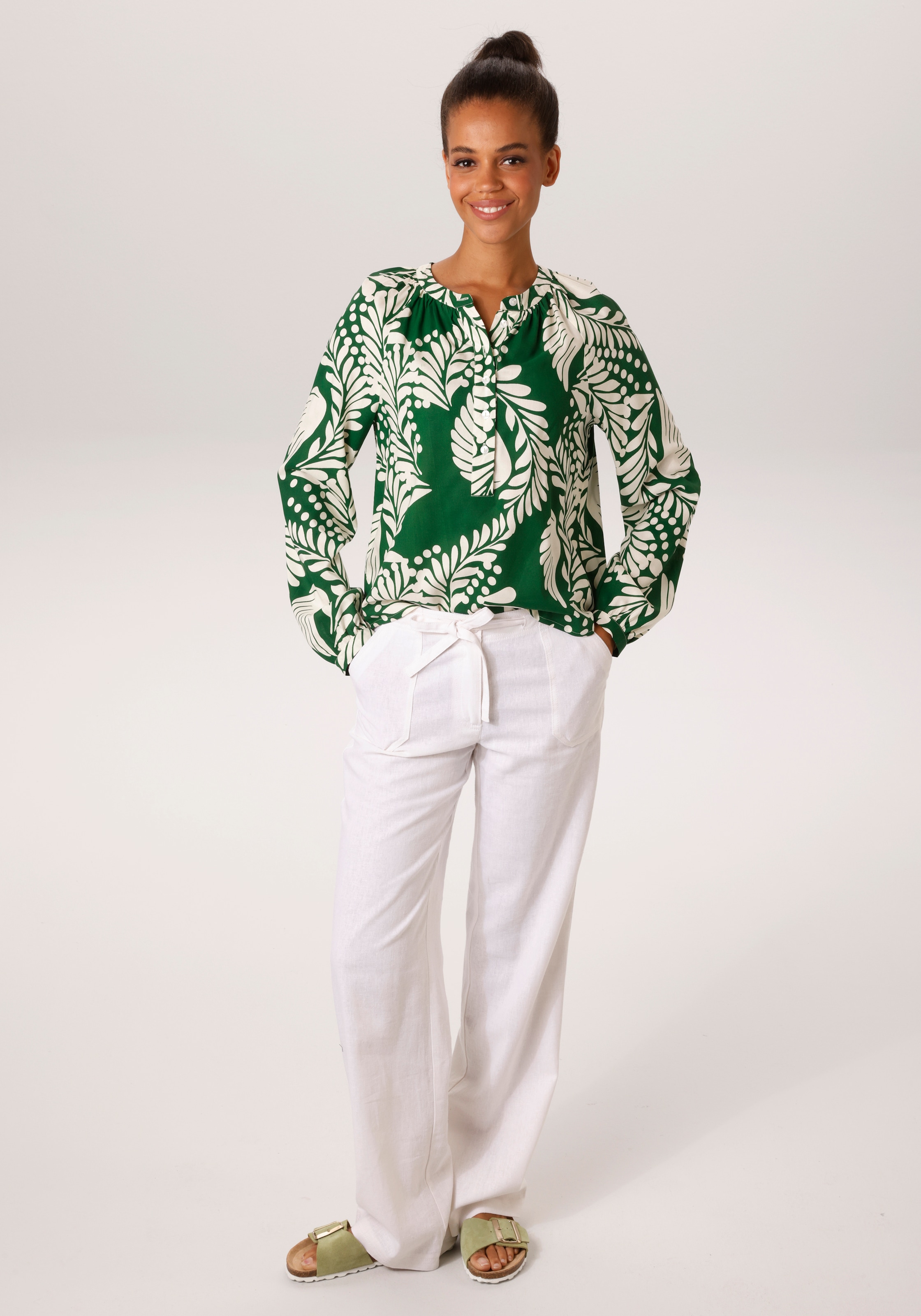 Aniston CASUAL Schlupfbluse mit großflächigen, grafischen Blättern bedruckt - NEUE KOLLEKTION