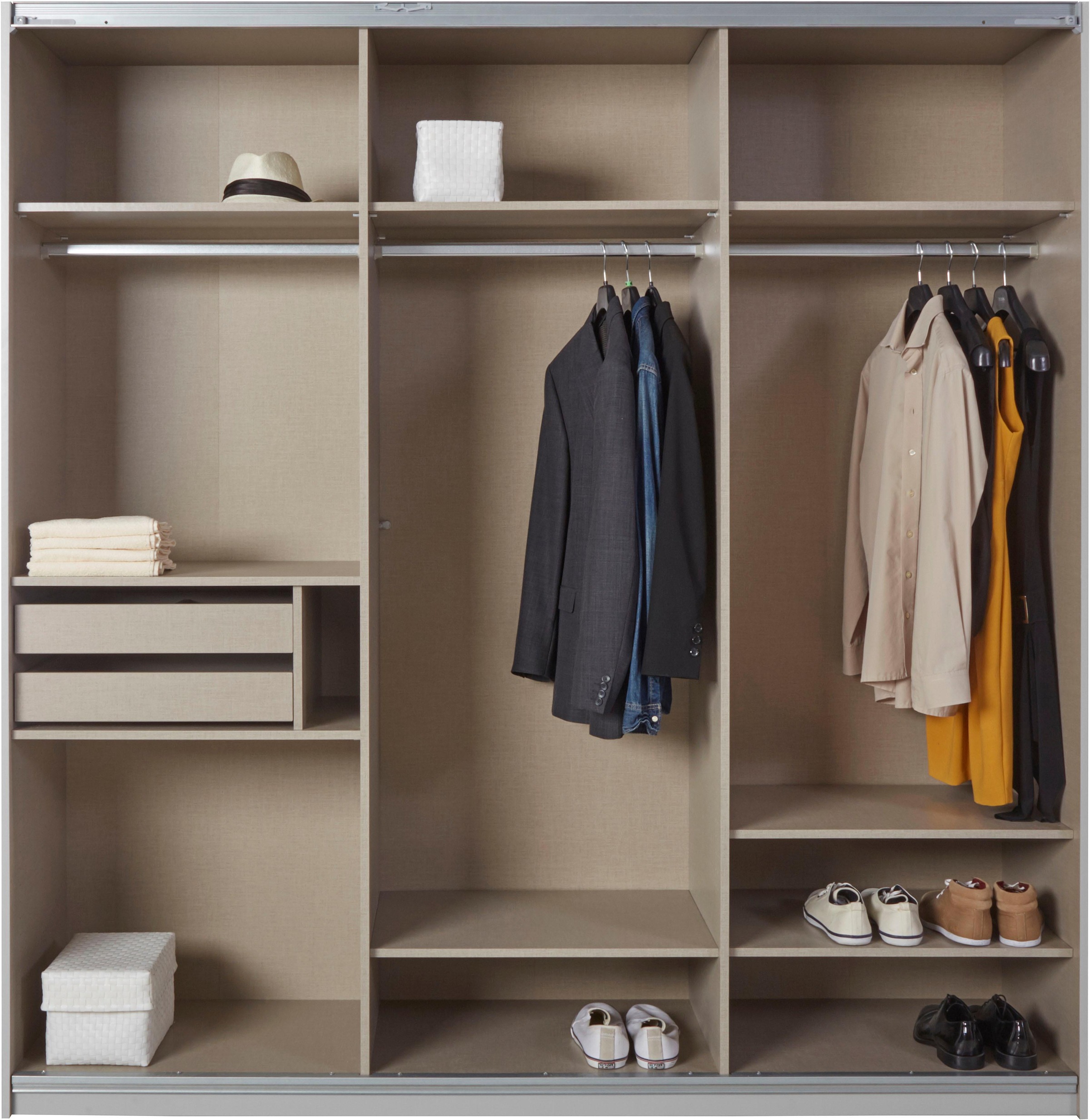 rauch Schwebetürenschrank »Kleiderschrank Schrank Garderobe Wäscheschrank BESTSELLER KEPAN«, inkl. Schubladen-Einsatz und extra Einlegeböden MADE IN GERMANY