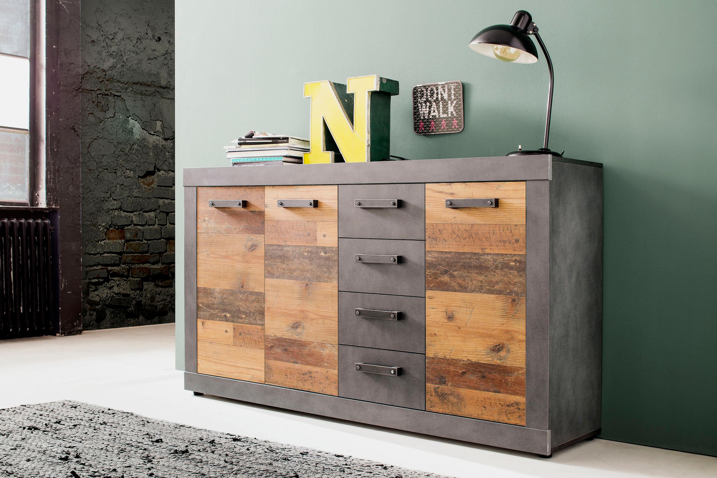 INOSIGN Kommode »Ilana«, Sideboard im modernen Industrial Style - Mit 4 Schubladen und 4 Fächer