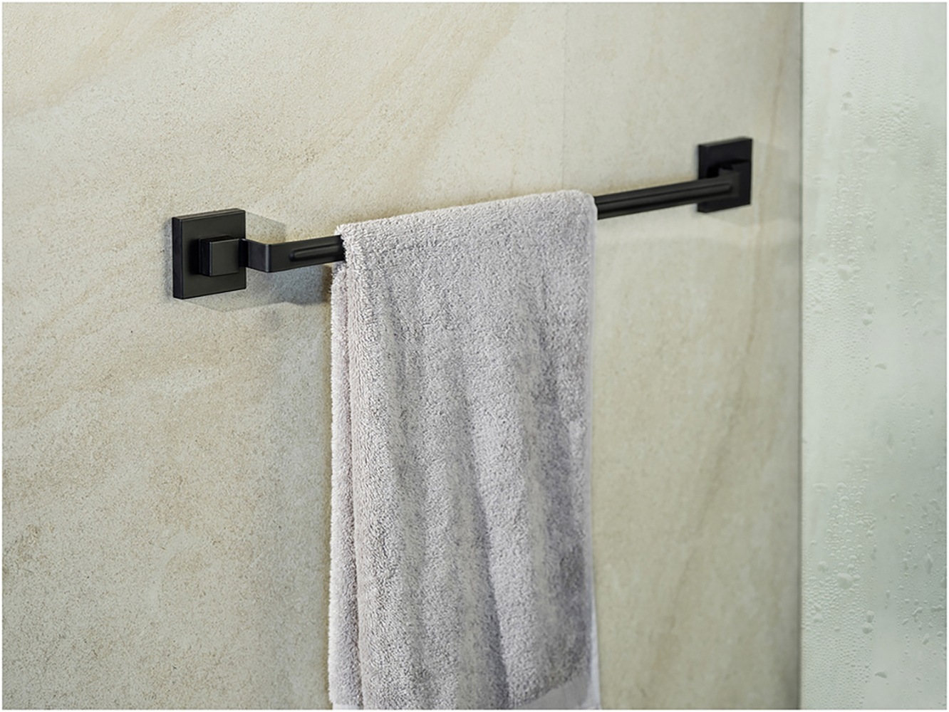 WENKO Handtuchstange »Vacuum-Loc® Modell Quadro«, aus Edelstahl, Befestigen ohne Bohren