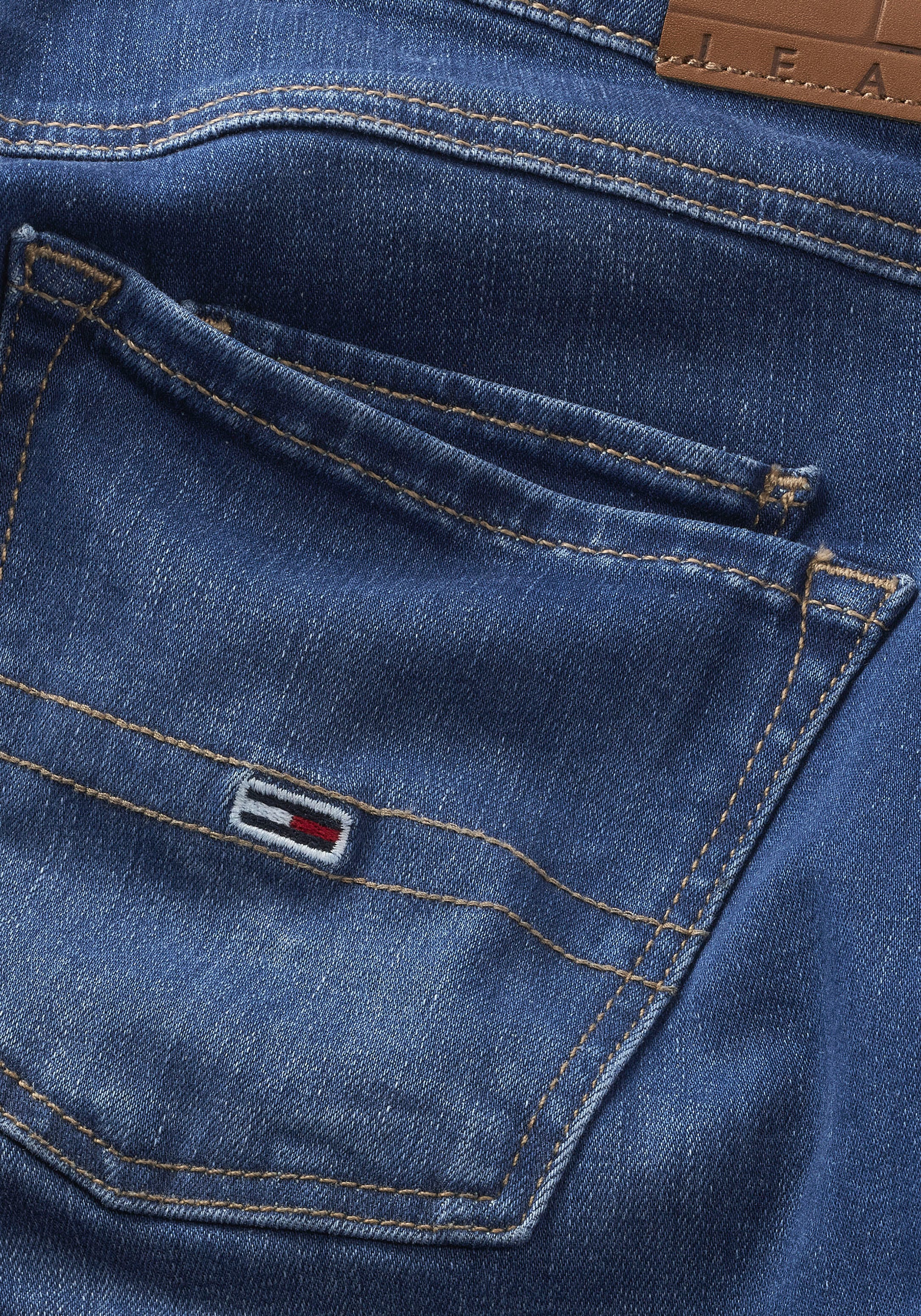 Tommy Jeans Skinny-fit-Jeans »SCARLETT LW SKN ANK ZIP AH1239«, mit  Lederlogopatch kaufen | UNIVERSAL