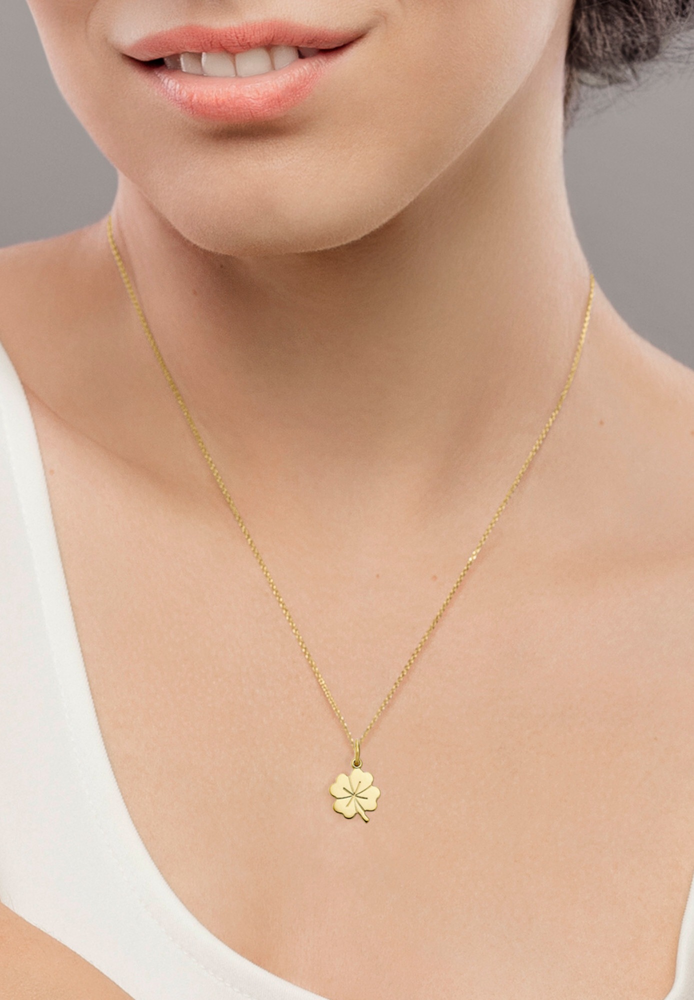ONE ELEMENT Kettenanhänger »Kleeblatt Anhänger aus 333 Gelbgold«, Natur