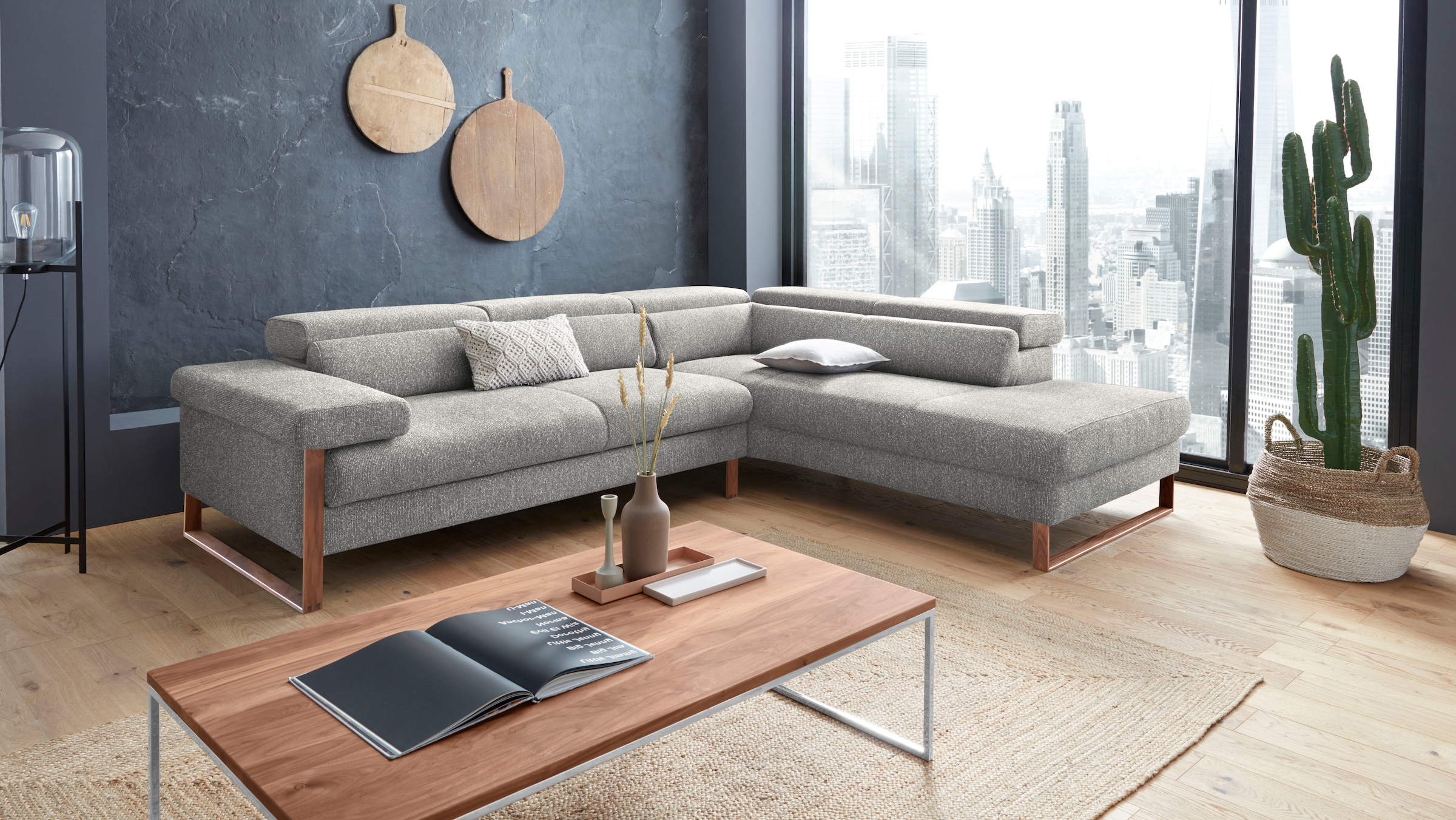 W.SCHILLIG Ecksofa »finn, Designsofa mit tollem Sitzkomfort, bequem, L-Form«, German Design Award 2016, Fußgestell Nussbaum natur, Breite 281 cm