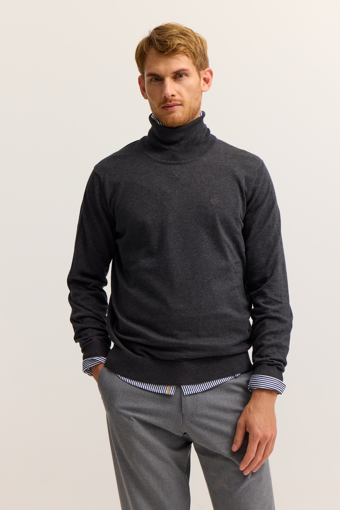 bugatti Rollkragenpullover »Regular Fit« aus reiner Baumwolle