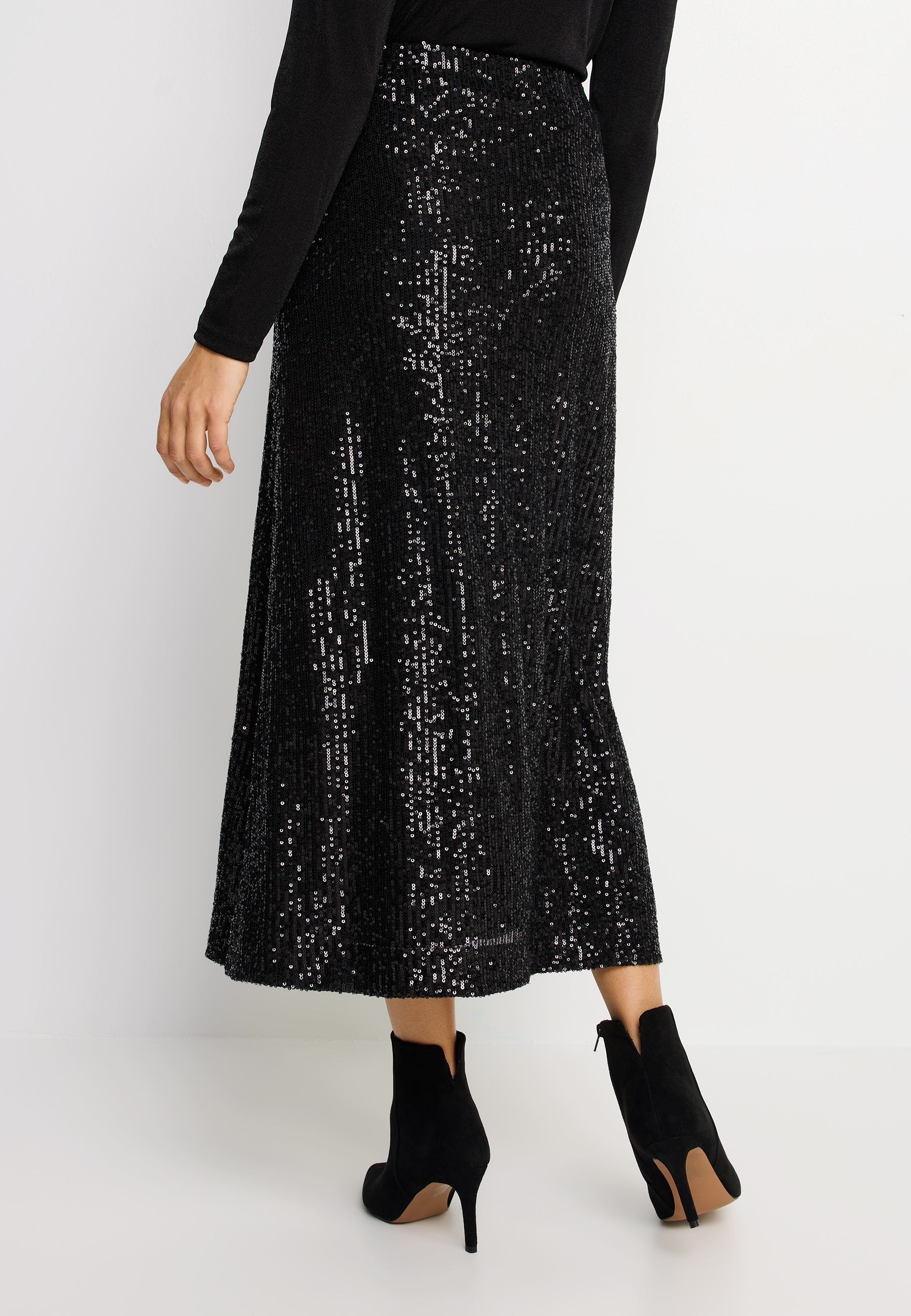 LASCANA High-Heel-Stiefelette  in spitzer Form & Pfennigabsatz, Reißverschluss Stiefel VEGAN