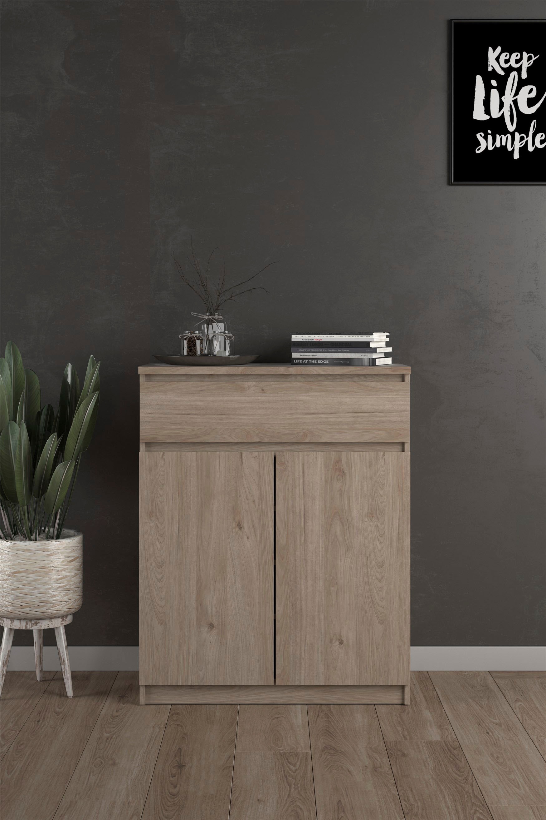 INOSIGN Kommode »Naia«, abgerundete Schubladenkanten auf Metallgleiter, Breite 80,2 cm