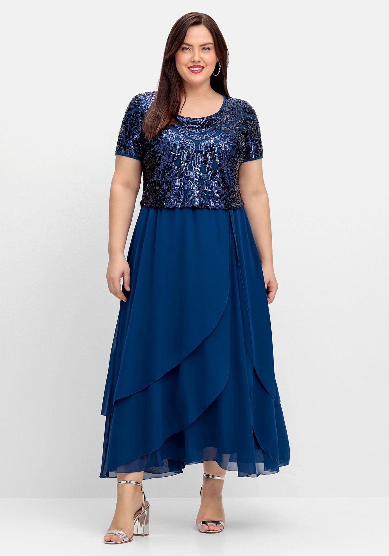 Sheego Abendkleid »Abendkleid mit Paillettenoberteil und Lagen-Rock«