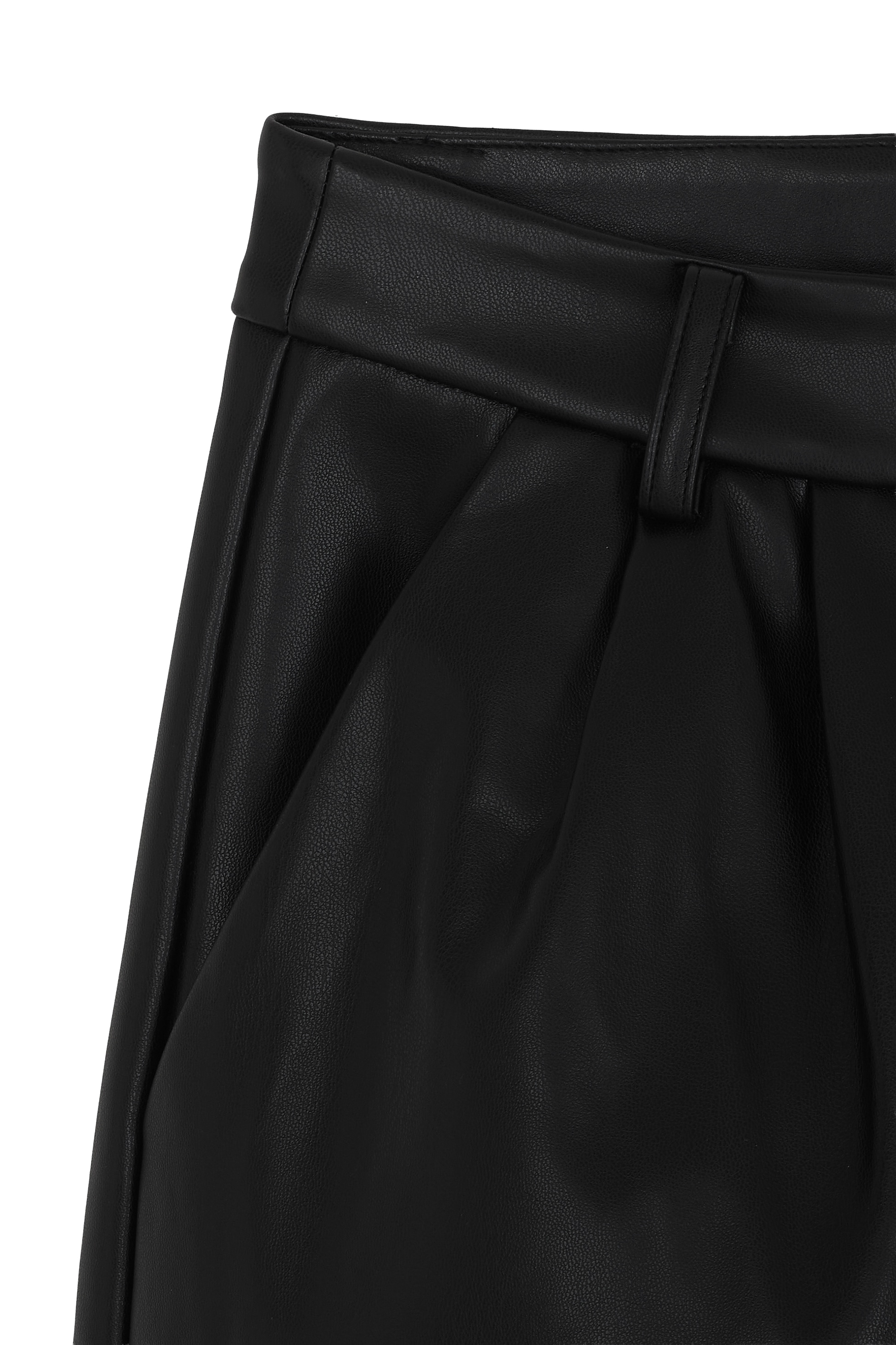 ONLY Shorts »ONLSARAMY FAUX LEATHER SHORTS OY OTW«