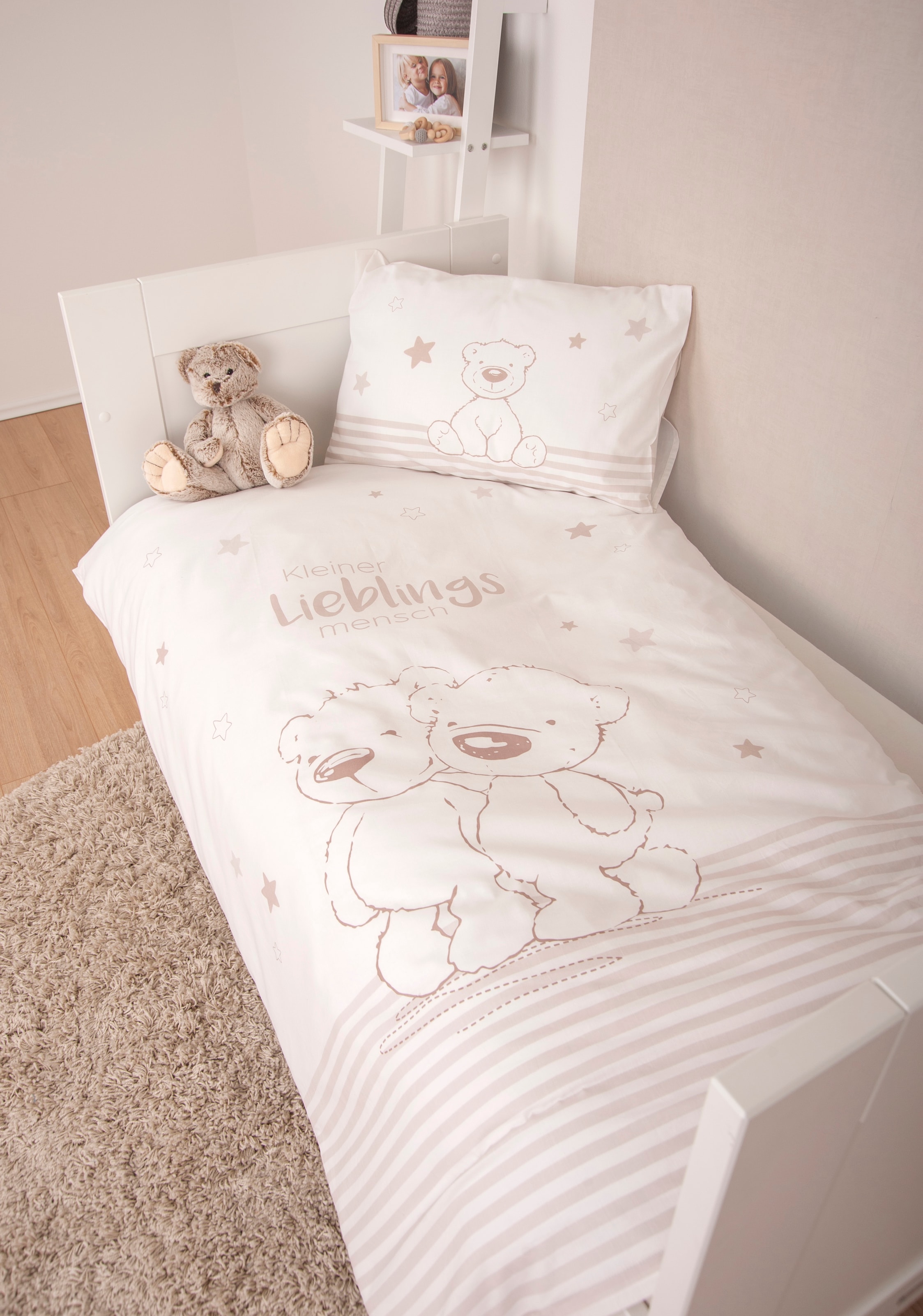 Lüttenhütt Kinderbettwäsche »Kleiner Liebling in Gr. 100x135 und 135x200 cm«, aus Baumwolle, mit niedlichem Bärenmotiv & Schriftzug, Babybettwäsche
