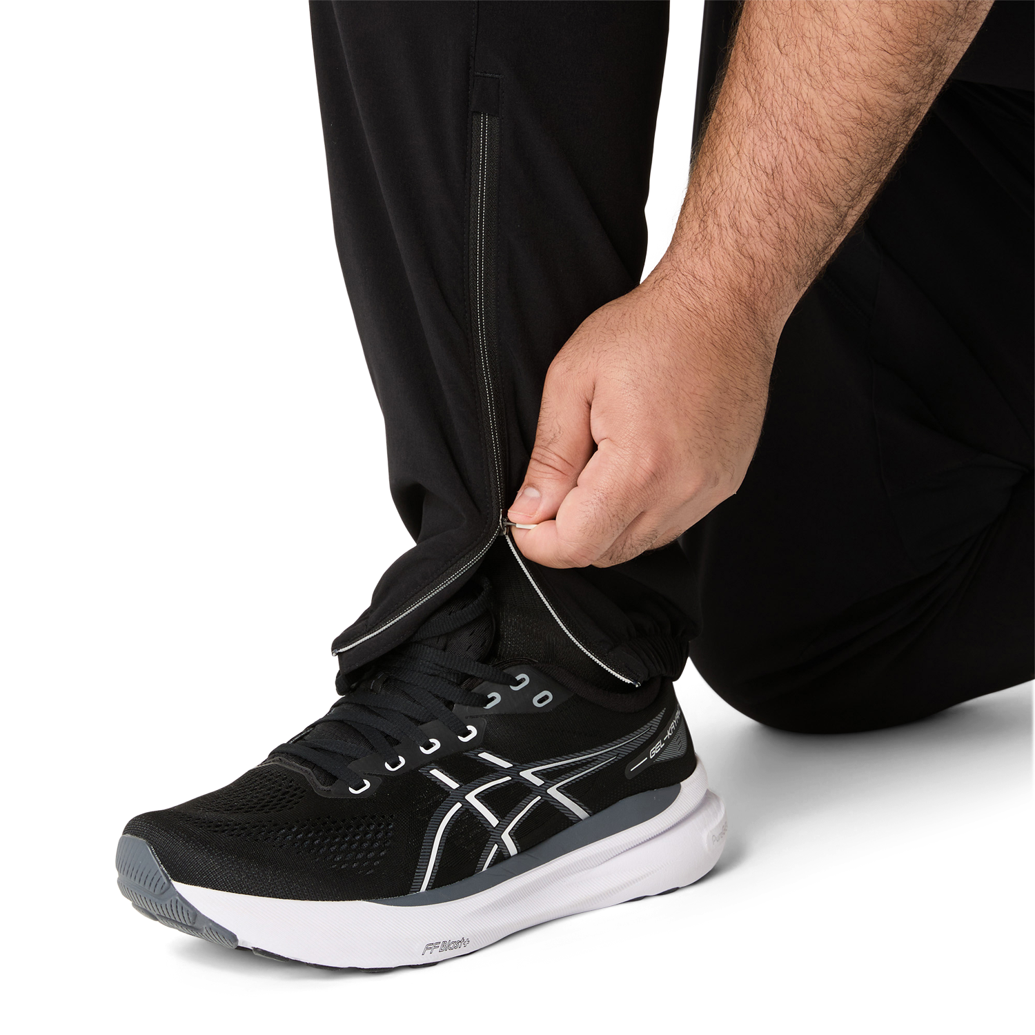 Asics Laufhose »ASICS CORE WOVEN PANT«