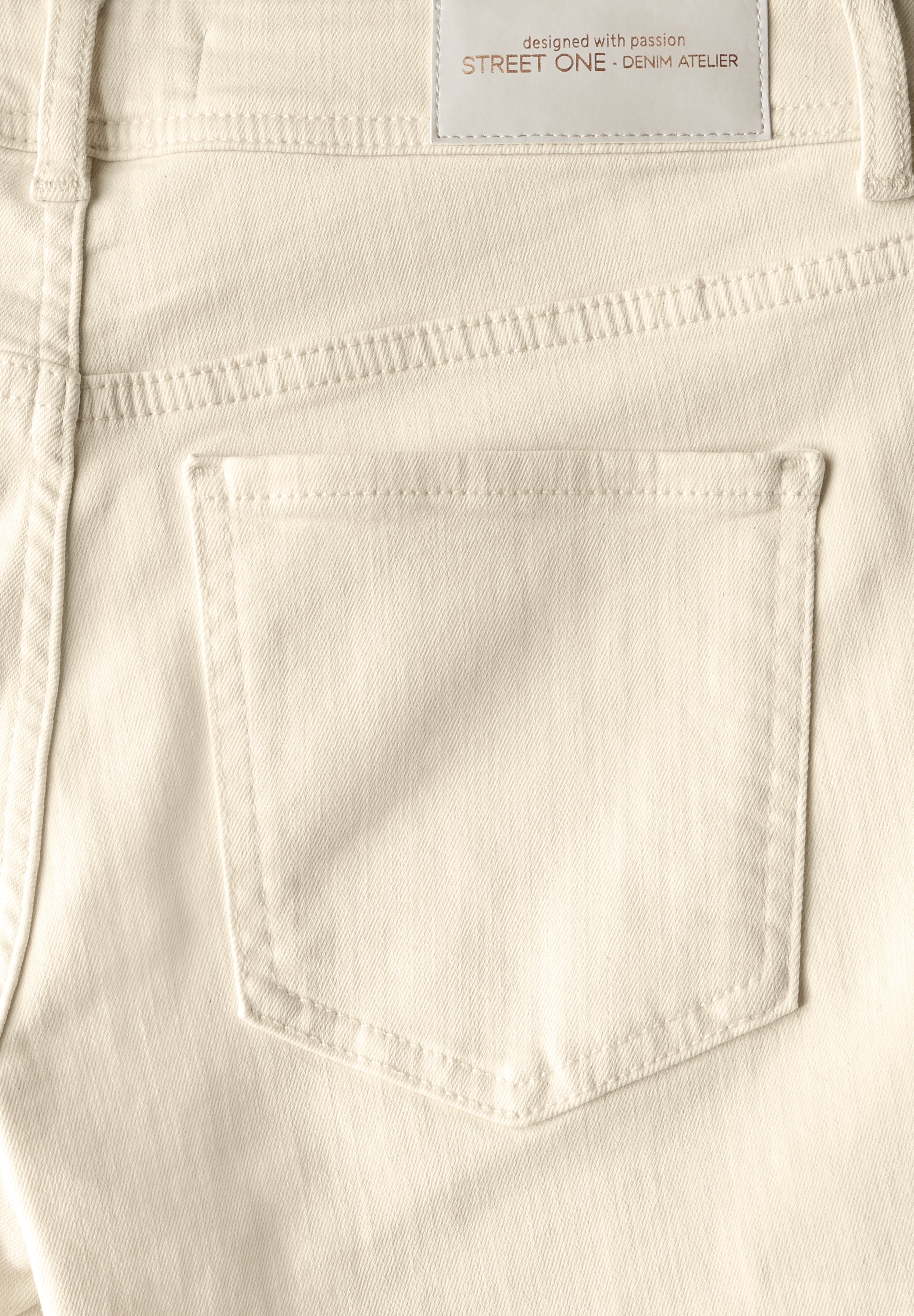 STREET ONE Loose-fit-Jeans, mit Taschen