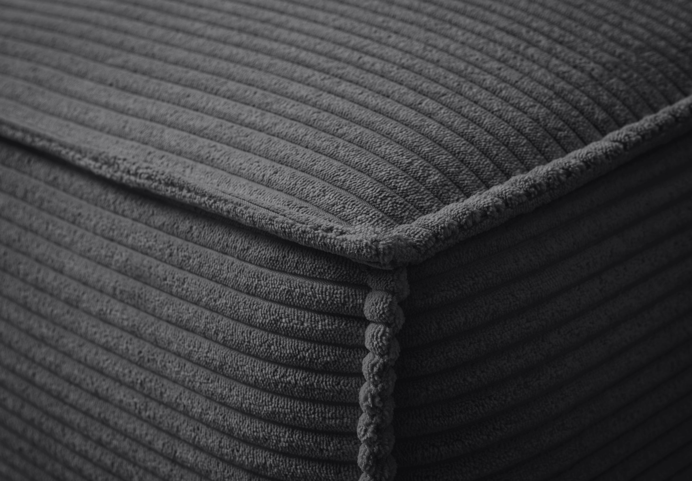 andas Hocker »TVINNU, mit Kedernaht, Cord u. Flachgewebe« zur Serie TVINNU, gemütlicher Sitzkomfort, rechteckig, schwarze Füße