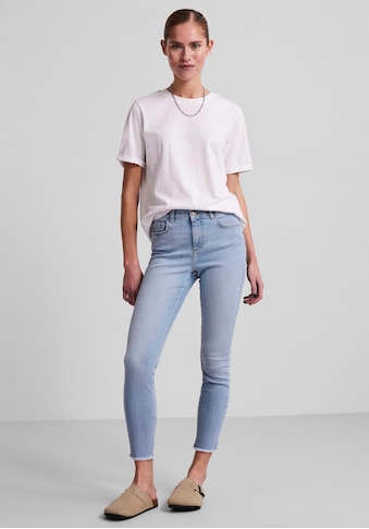 pieces Skinny-fit-Jeans »PCDELLY«, mit trendy Fransensaum kaufen