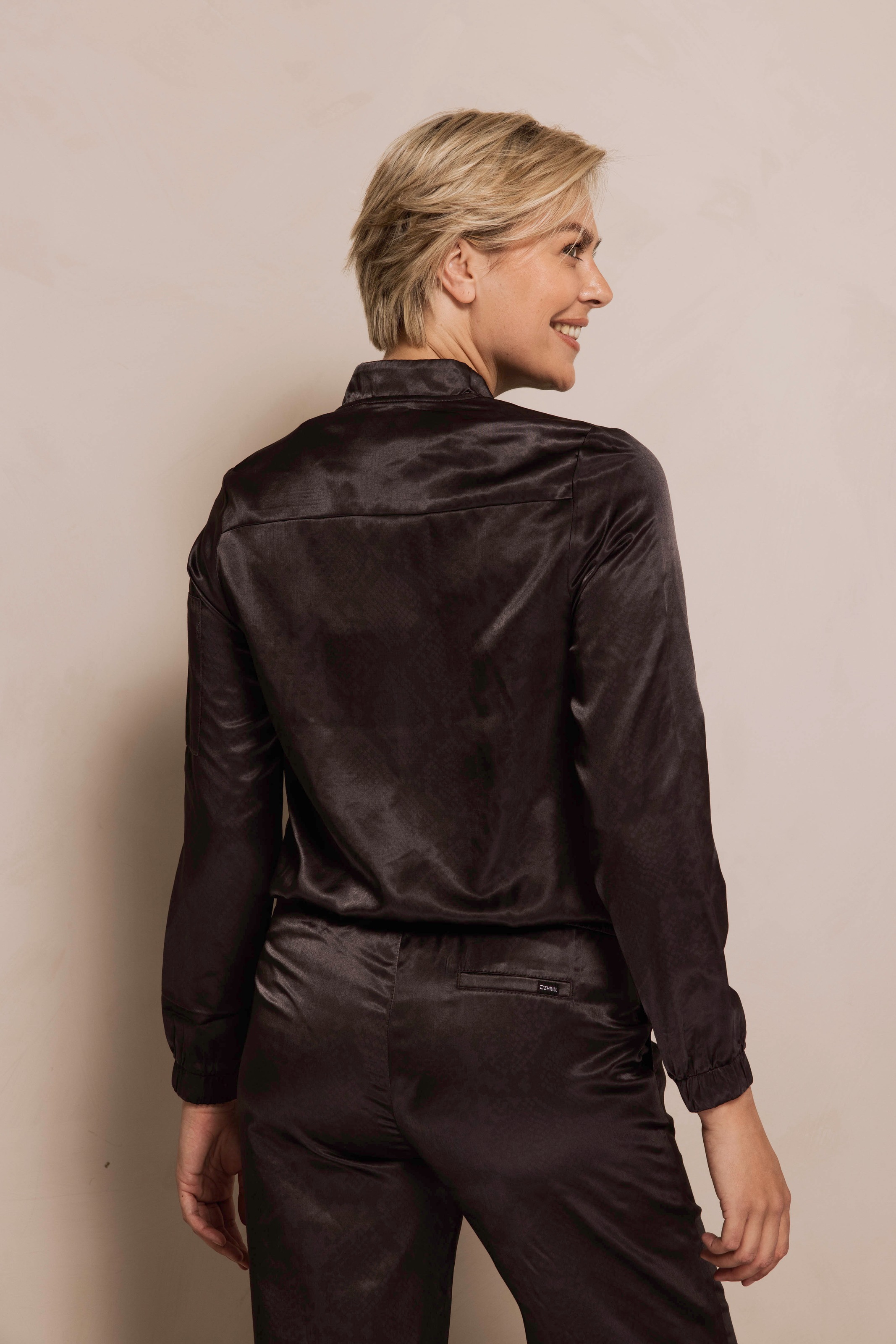 Zhrill Boleroblazer »ZHMARIE« Satin-Blouson mit Reißverschluss