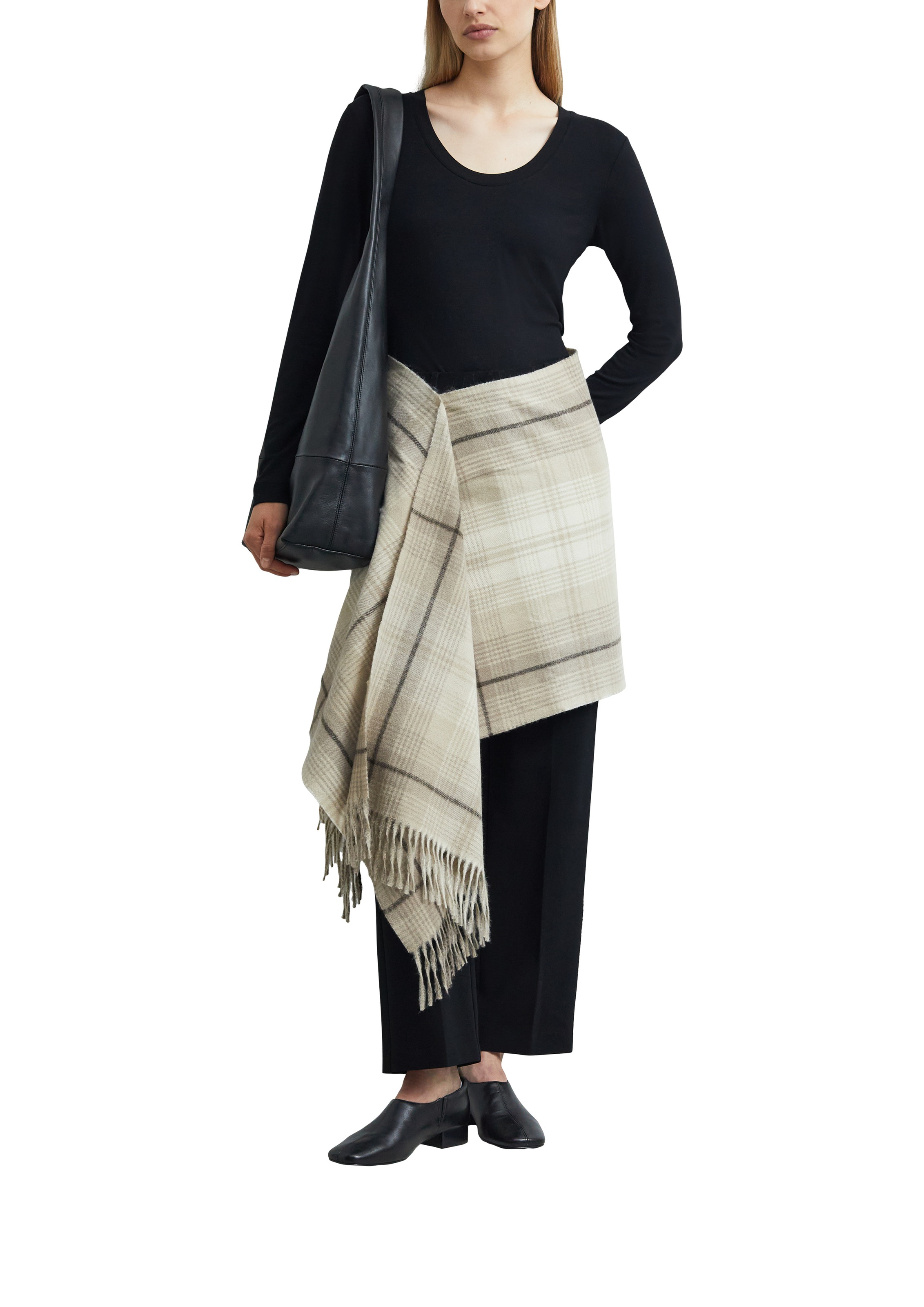 Comma Langarmshirt mit tiefem Rundhals / Viskose-Stretch