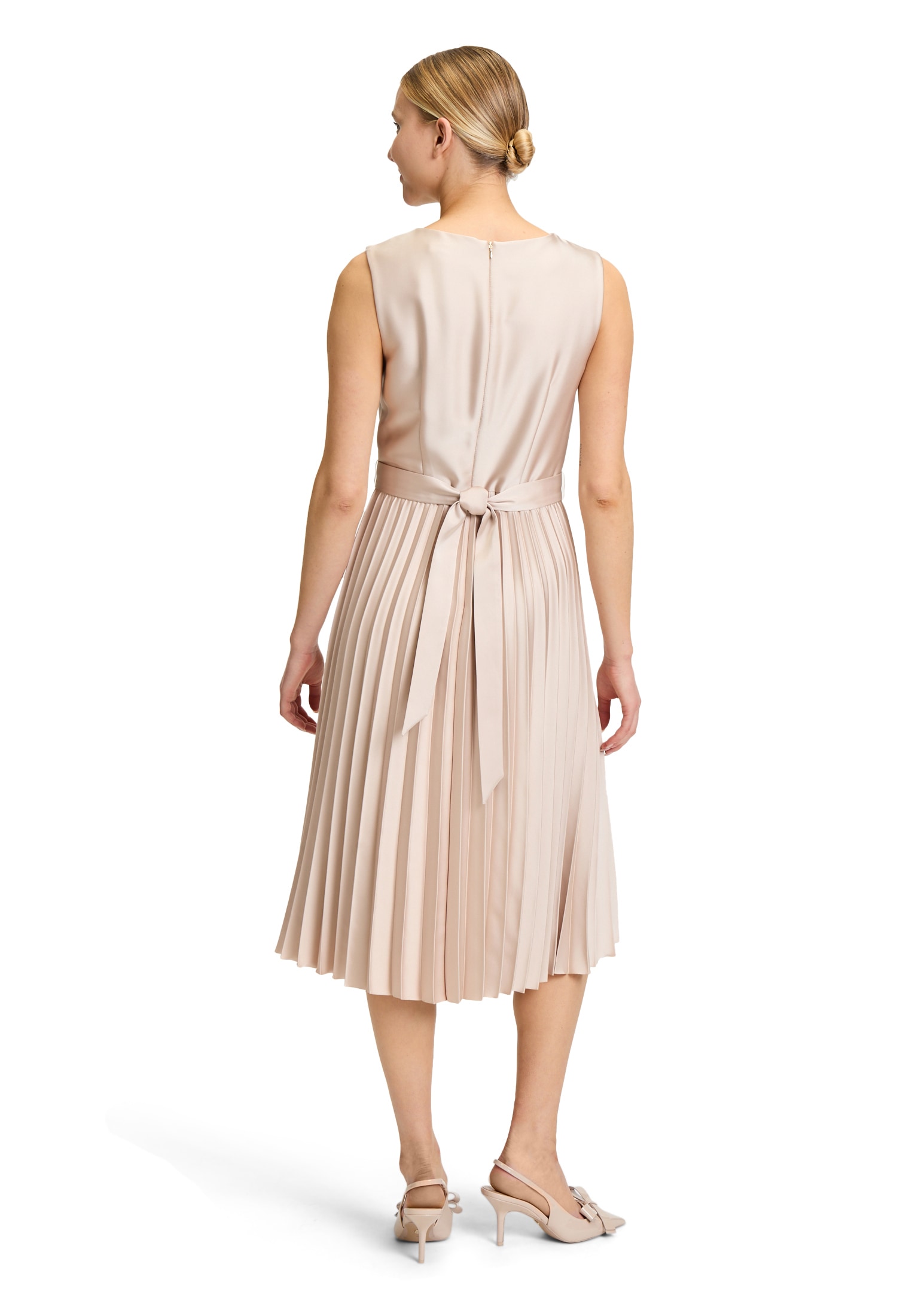Betty&Co Chiffonkleid »Chiffonkleid mit Plissee«