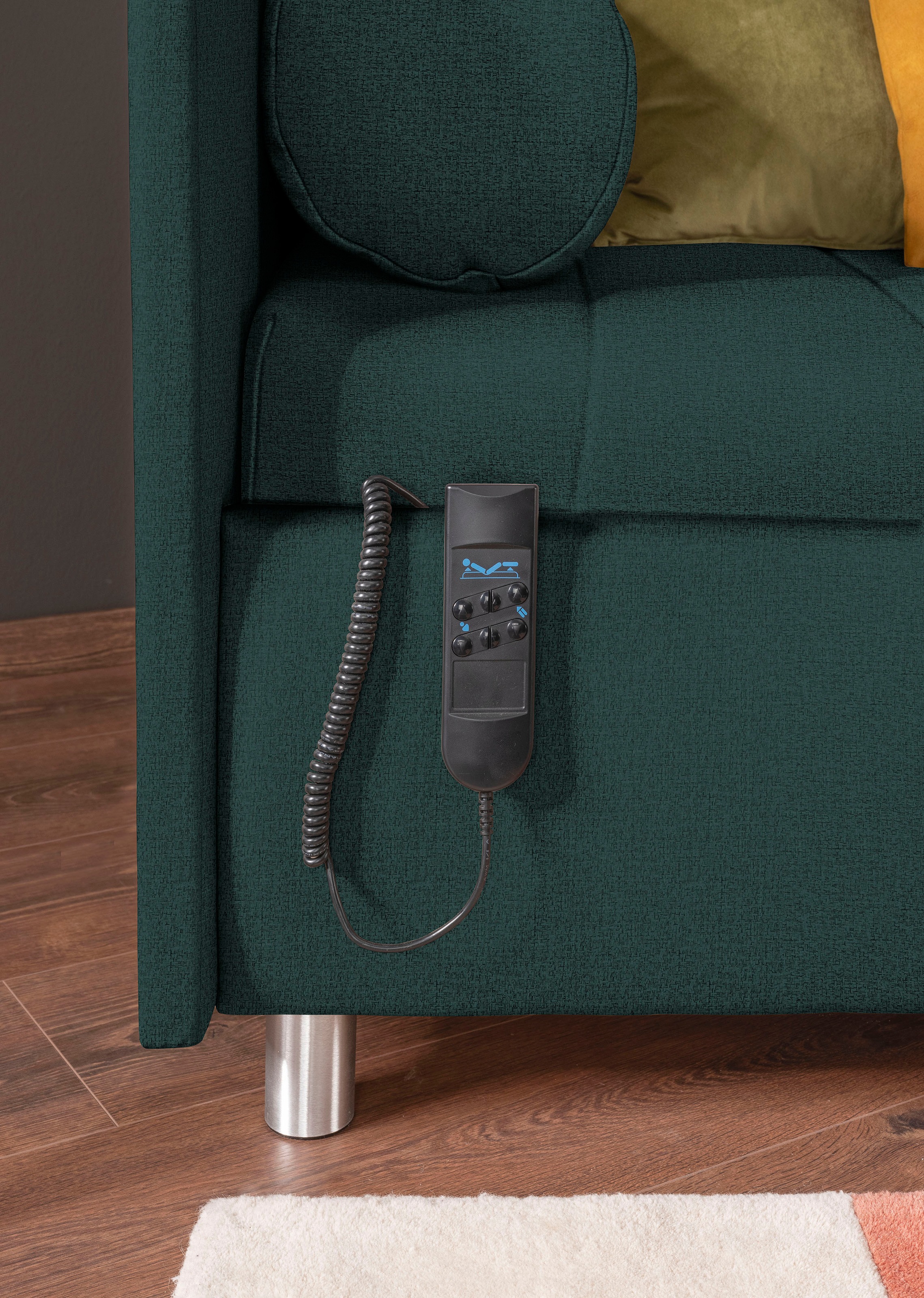 alina Schlafsofa »Kiana« Liegefläche 90/200 cm oder 100/200 cm, Bettkasten, Zierkissen-Set