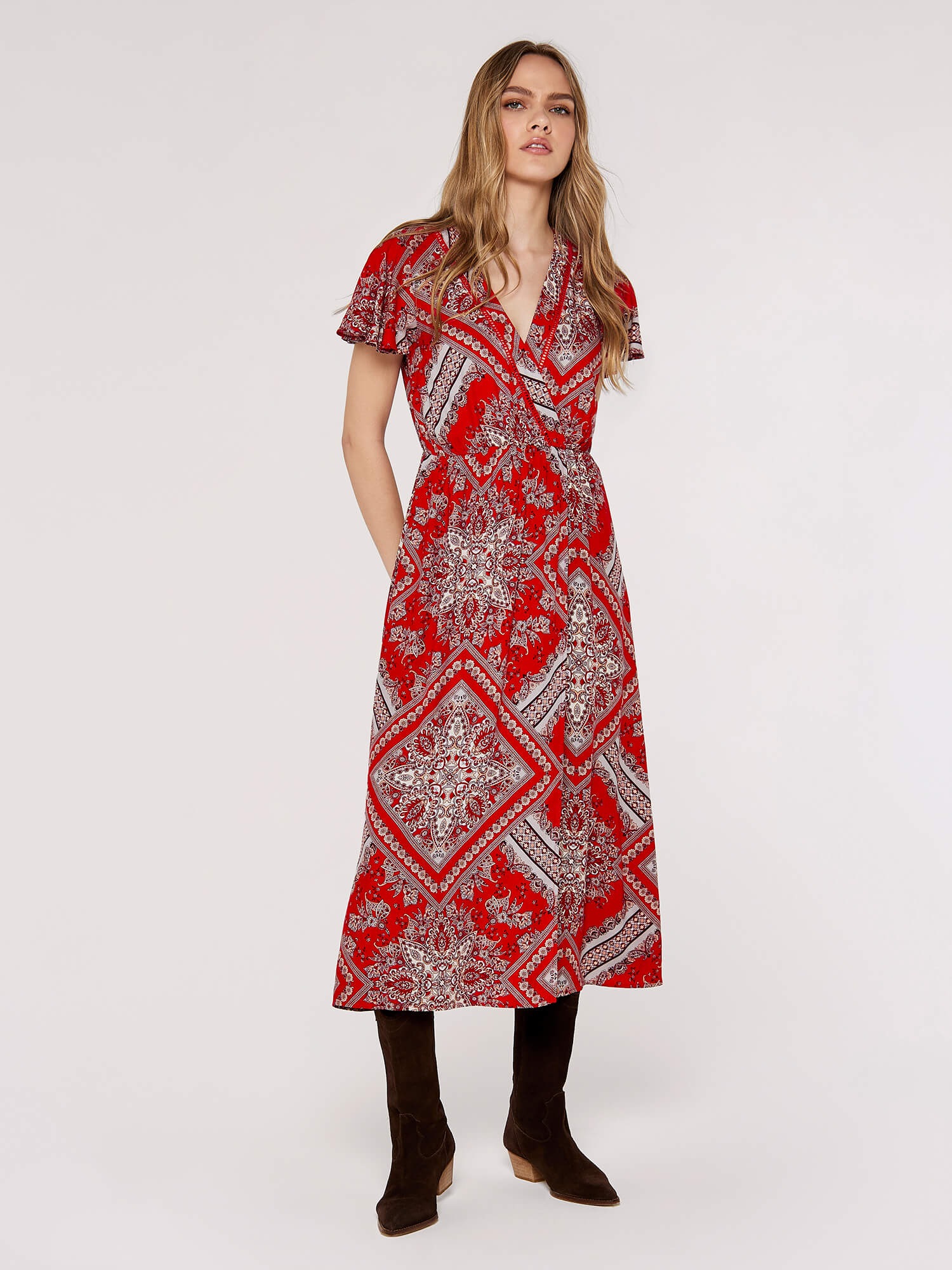 Apricot Druckkleid »Scarf Print Midaxi Dress« iin Wickeloptik, mit Taillengummizug