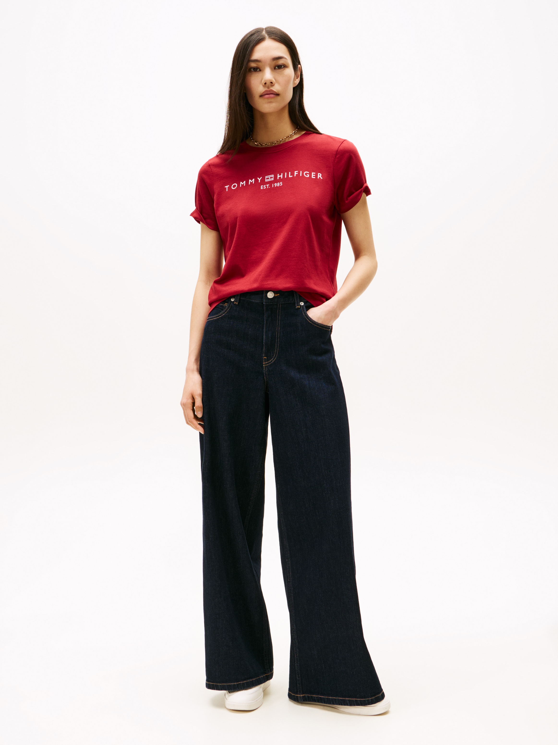 Tommy Hilfiger Kurzarmshirt »REG CORP LOGO C-NK mit Logoschriftzug und Stickerei«, Baumwolle
