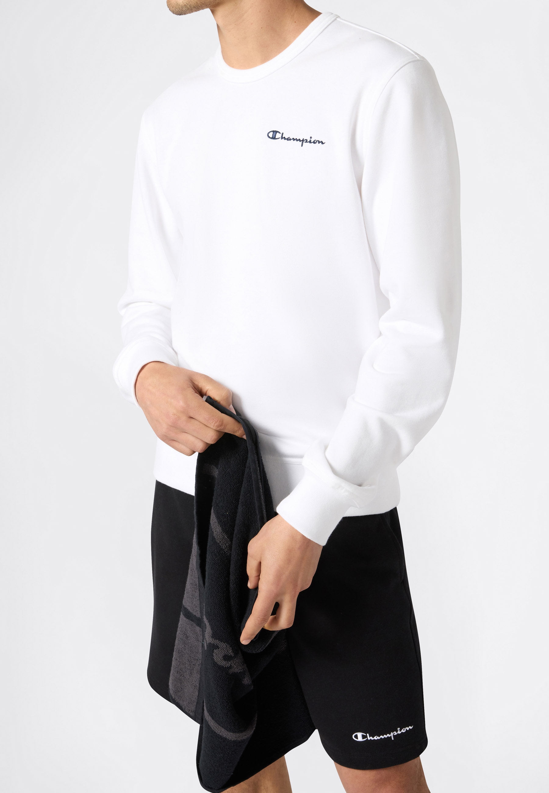 Champion Sweatshorts »ICONS Terry 9-inch Bermuda«  als Bermuda-Variante, mit 9-Inch-Länge, aus Baumwolle und Polyester