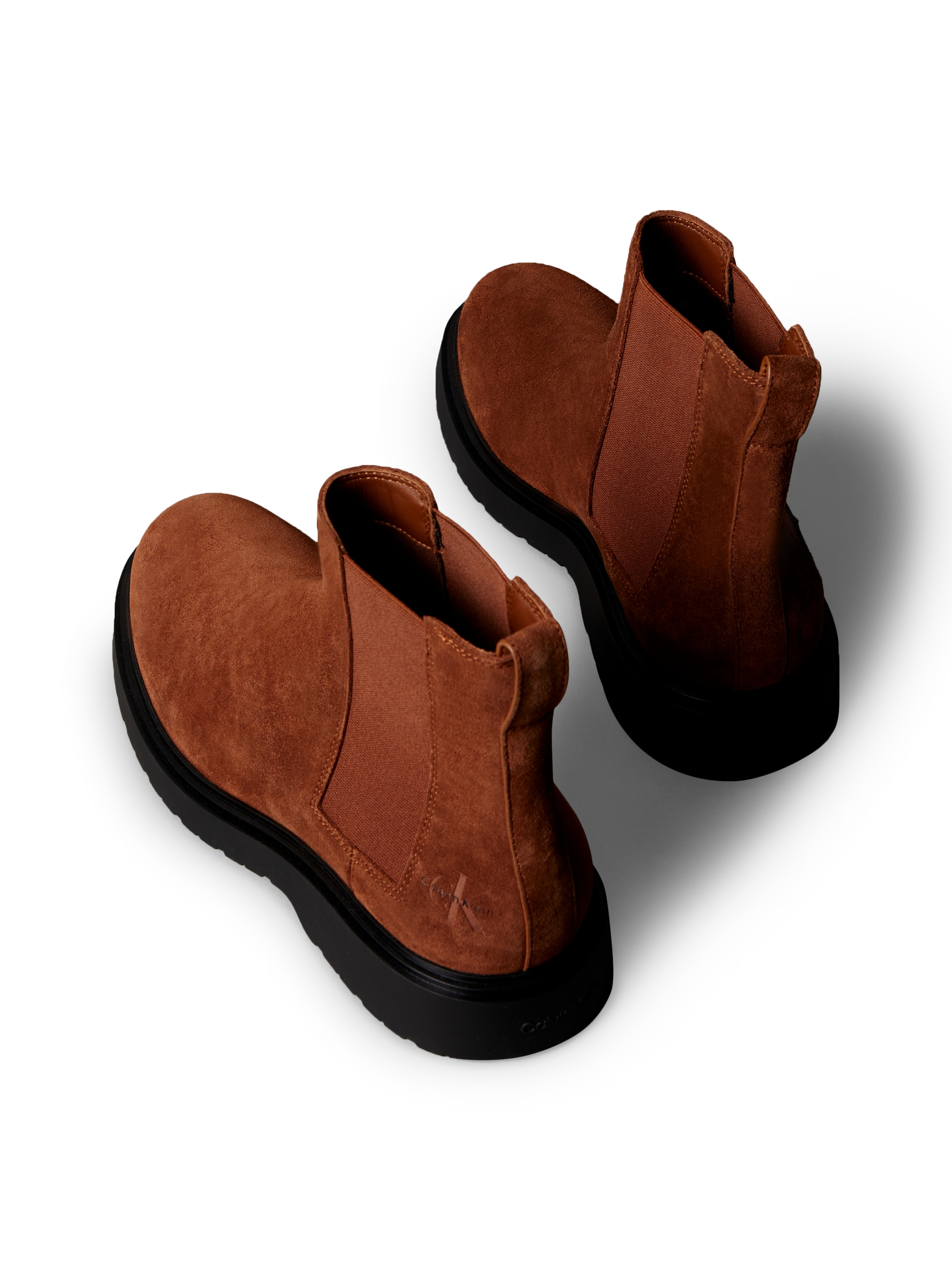 Calvin Klein Jeans Chelseaboots »COMBAT ESS CHELSEA BOOT SU«  Stiefelette, Schlupfboots, Profilsohle, mit Anziehlasche