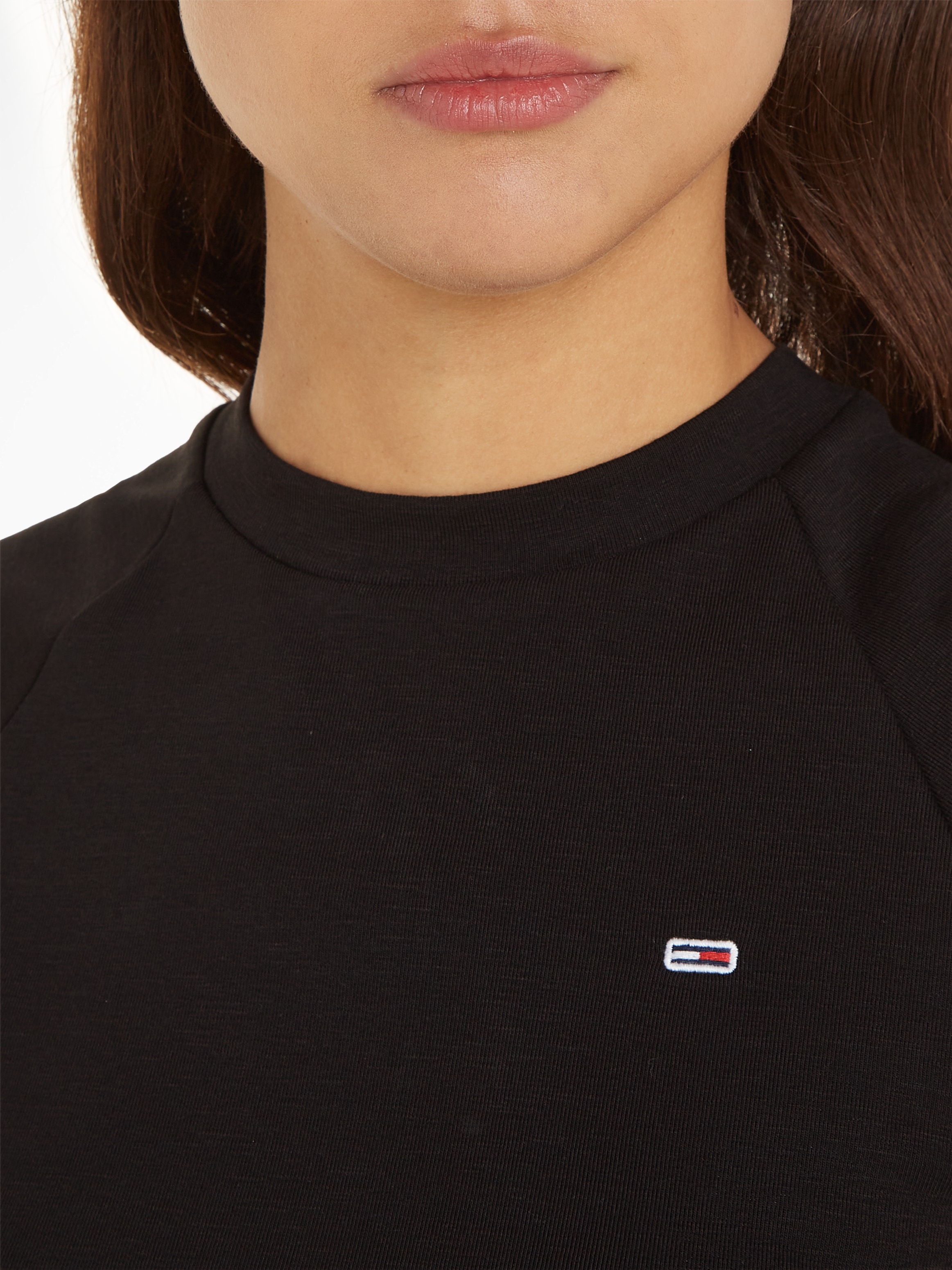 Tommy Jeans T-Shirt »TJW SLIM CRP BABYLOCK RIB TEE«, mit gewelltem Abschlüssen am Ärmel & Saum