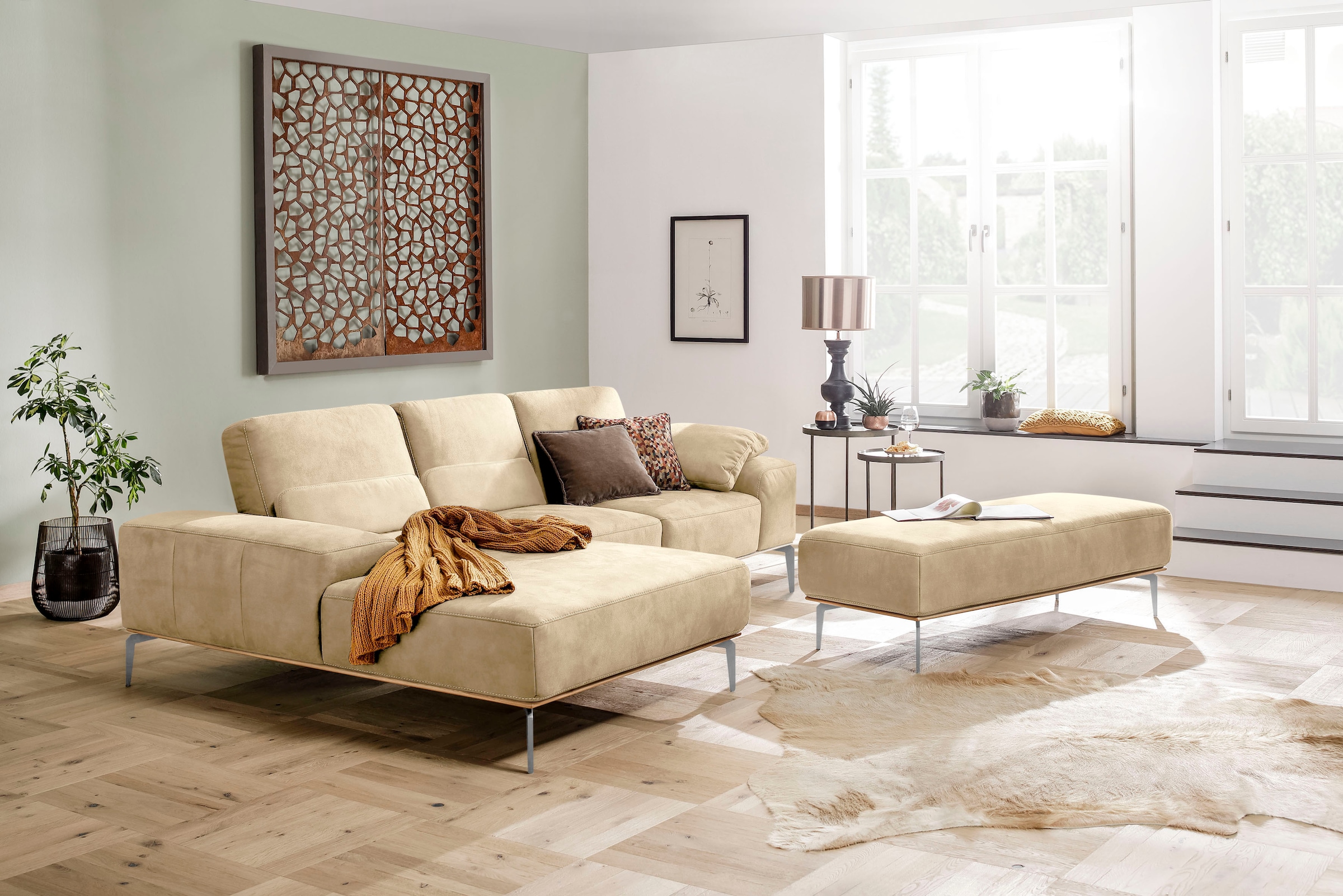 W.SCHILLIG Ecksofa »run, Designsofa mit tollem Sitzkomfort, L-Form«, mit elegantem Holzsockel, Füße in Chrom glänzend, Breite 279 cm