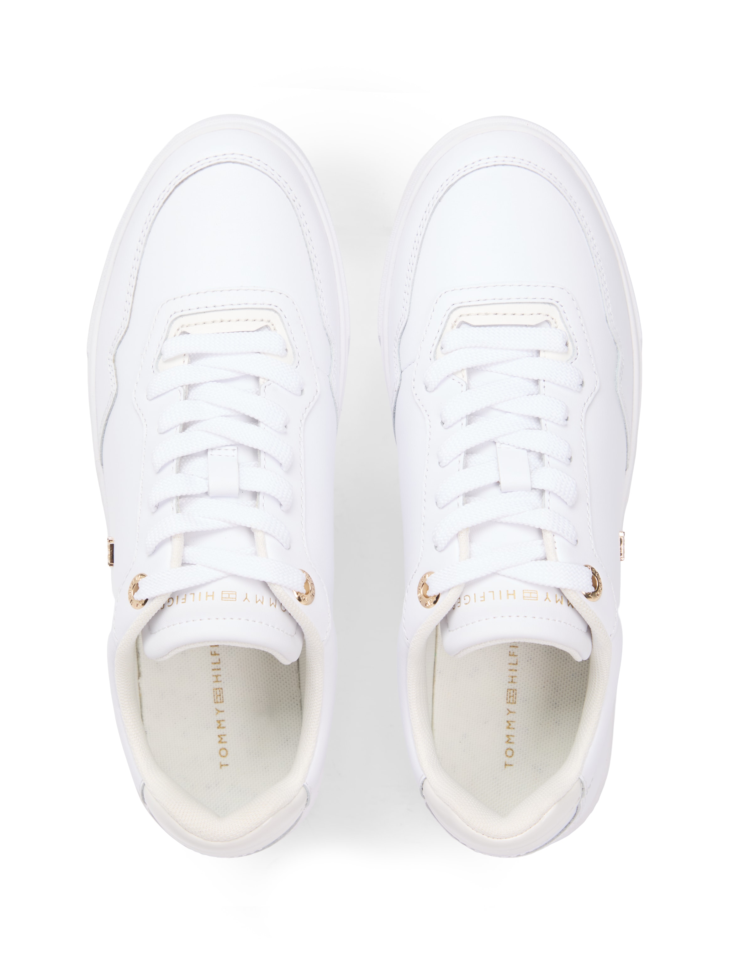 Tommy Hilfiger Plateausneaker »CASUAL CUPSOLE SNEAKER«  , Schnürschuh, Freizeitschuh, Halbschuh im angesagten Basek-Look