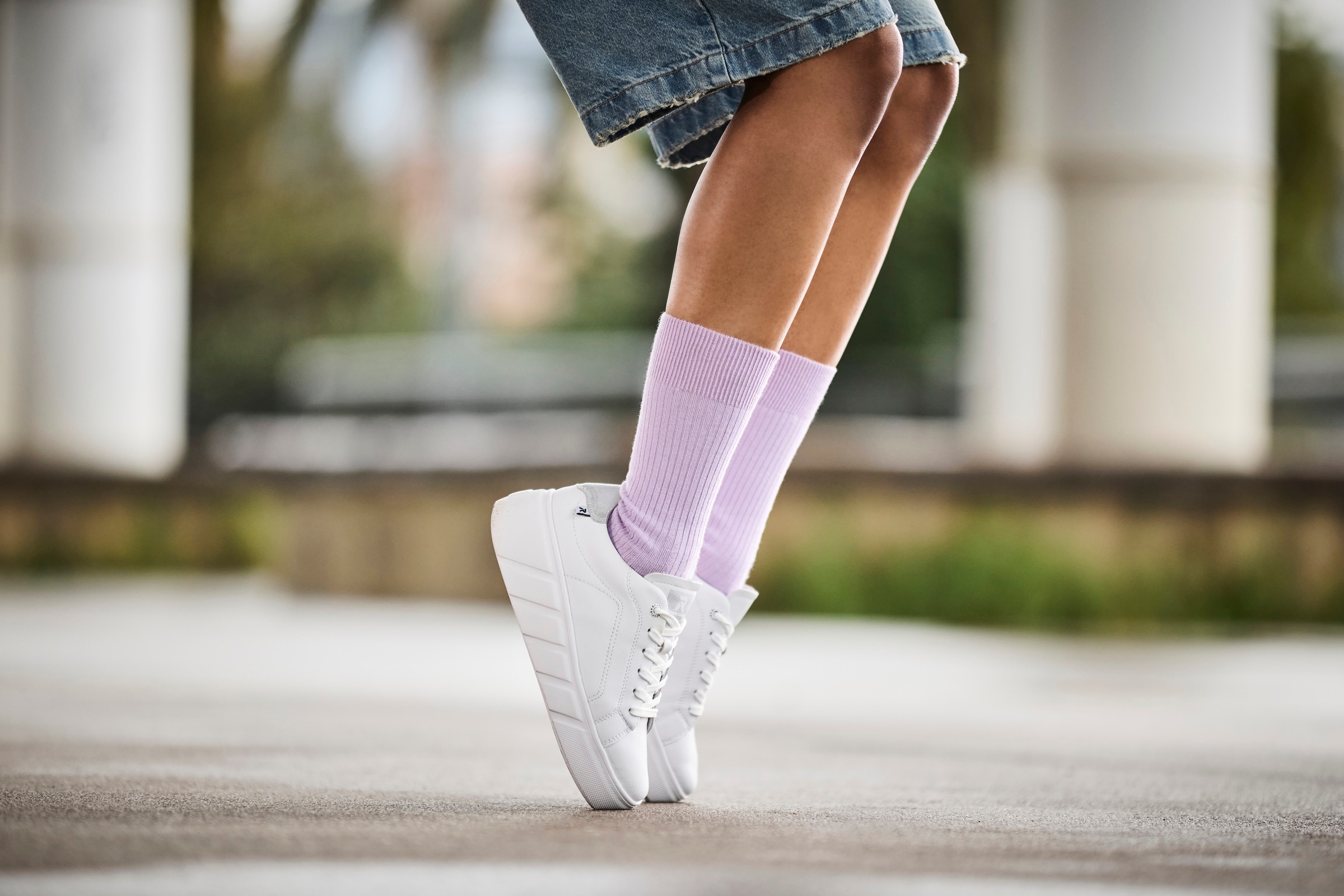 RIEKER Sport Plateausneaker, Schnürschuh, Freizeitschuh, Halbschuh mit herausnehmbarer Einlegesohle