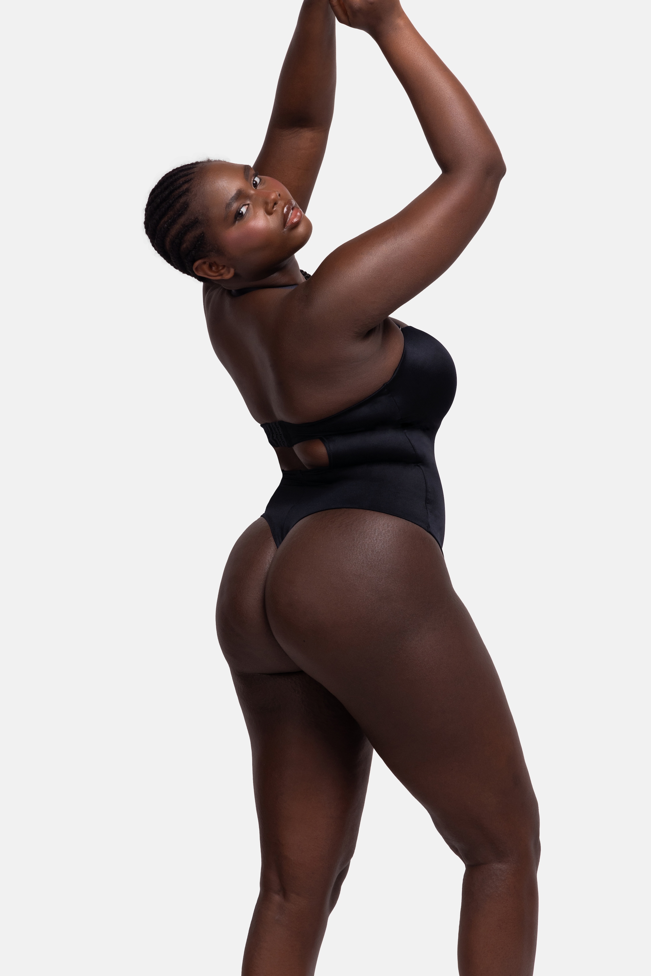 Dorina Stringbody »Sublime Sculpt« Mit abnehmbaren Trägern