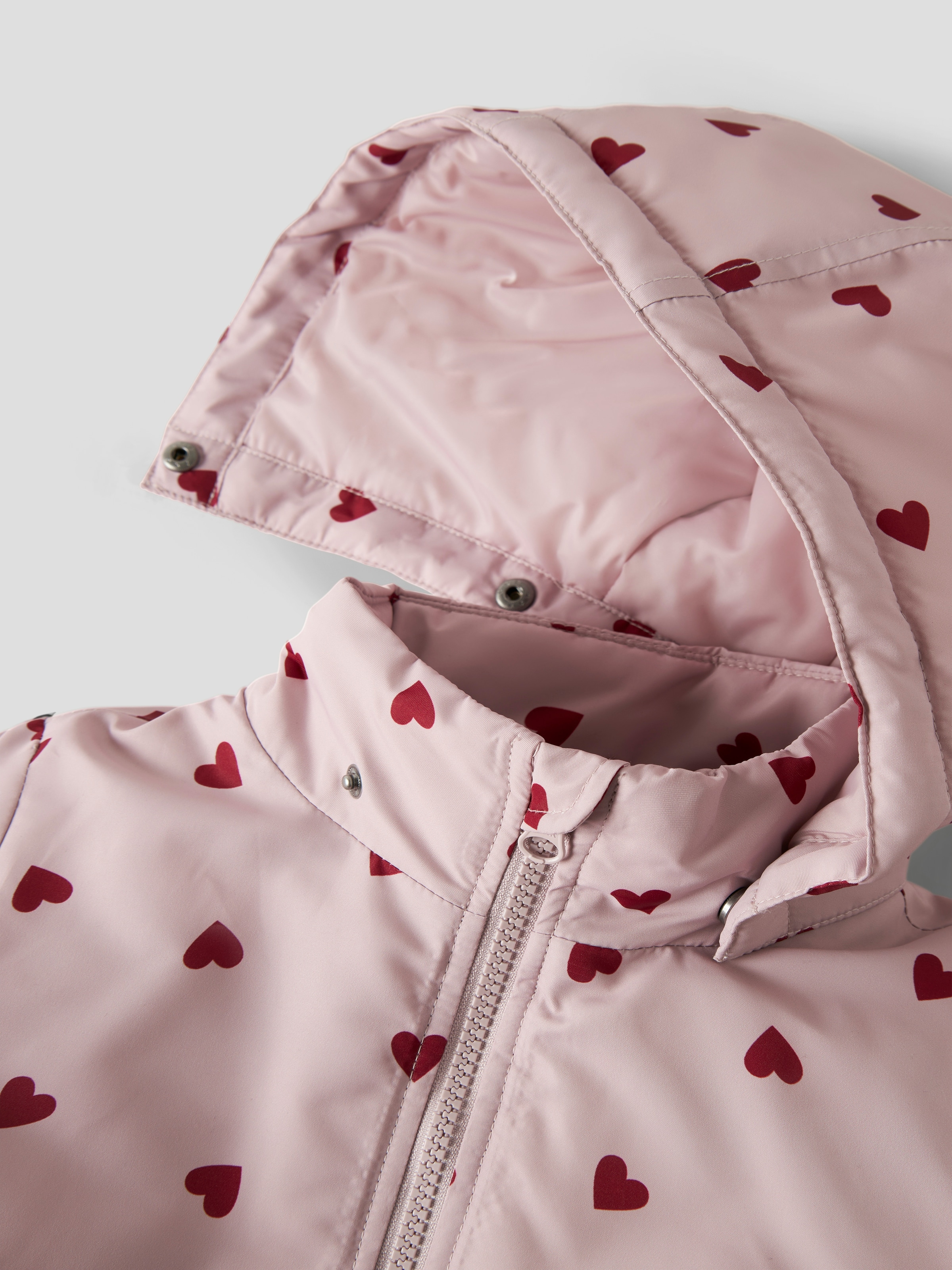 Name It Outdoorjacke »NMFMAXI JACKET PA AOP NOOS« mit Kapuze Kunstfaser, wasserabweisend, reflektierendes Detail